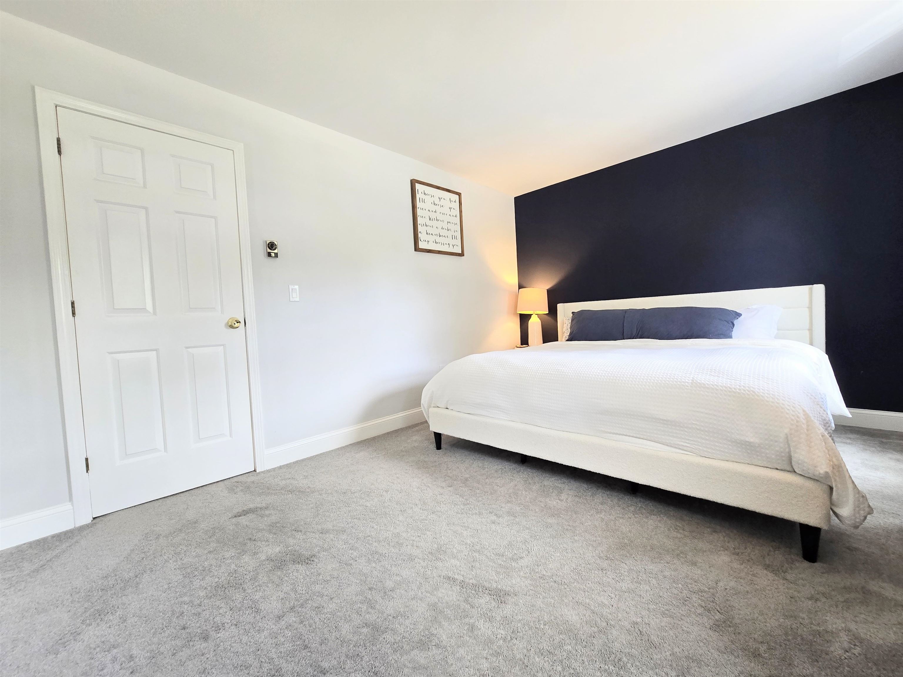 Concord, New Hampshire 03301, United States, 2 Bedrooms Bedrooms, ,2 BathroomsBathrooms,Residential,Active,191026