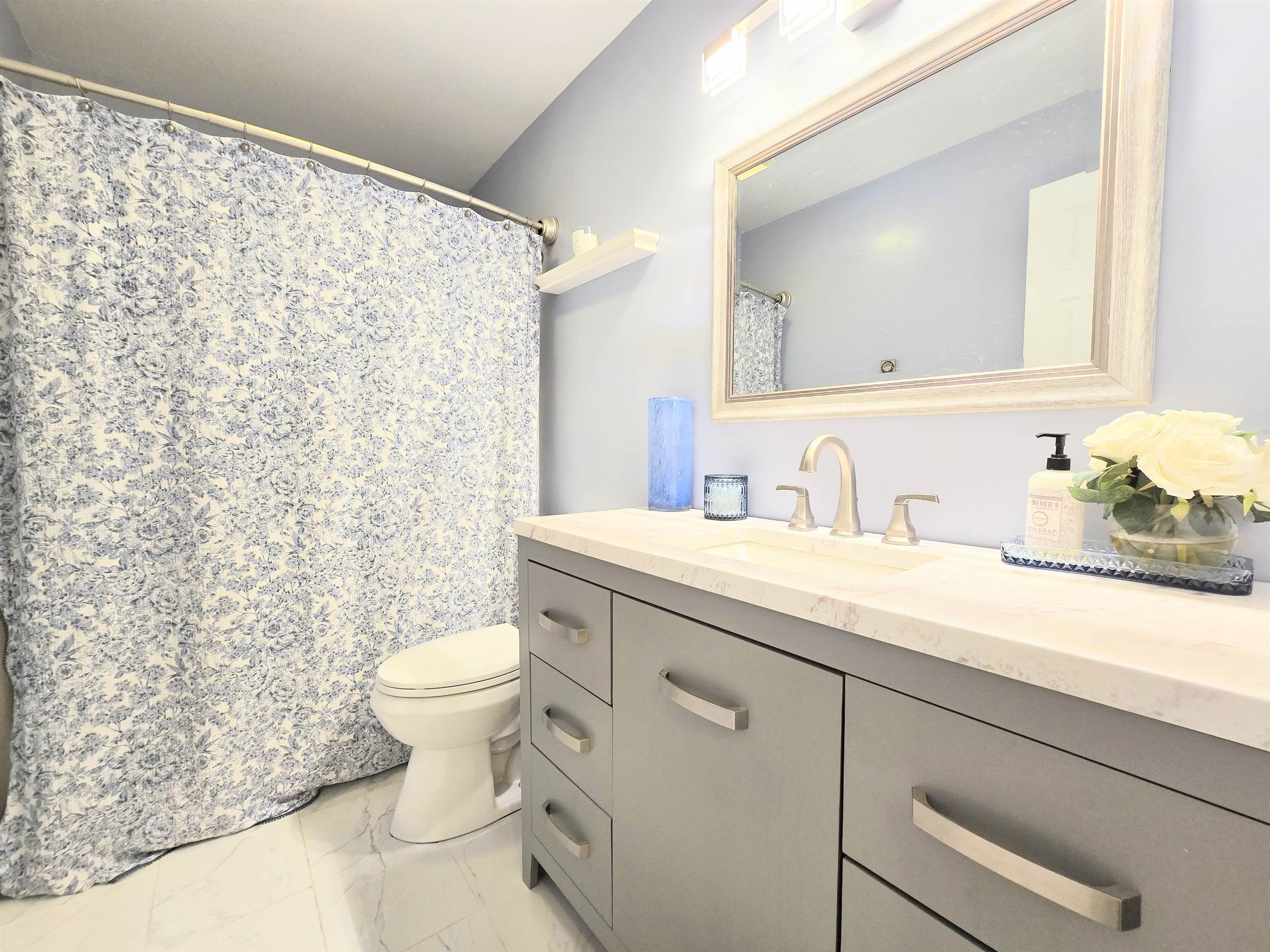 Concord, New Hampshire 03301, United States, 2 Bedrooms Bedrooms, ,2 BathroomsBathrooms,Residential,Active,191026