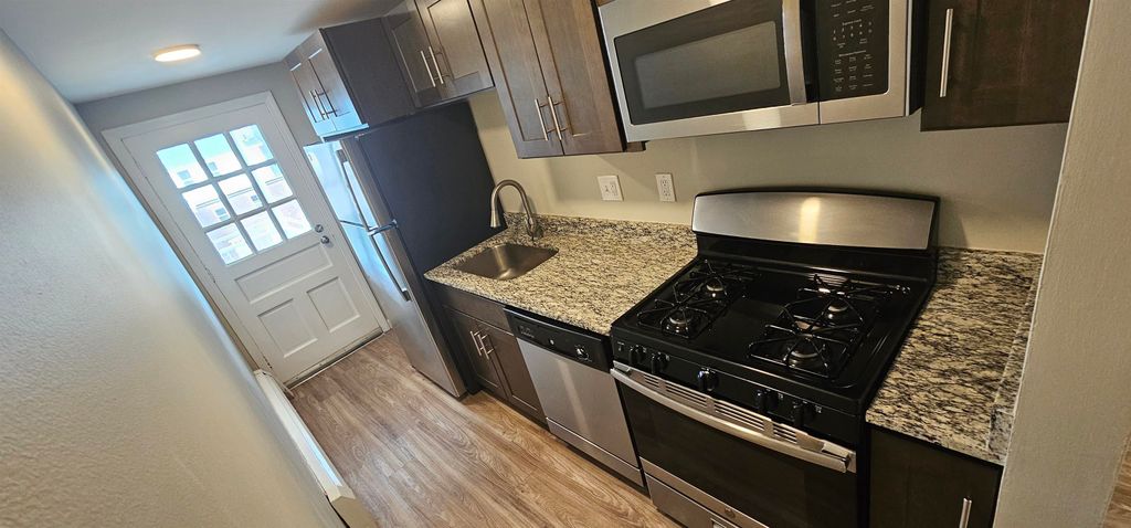 Photo of 100 Bedford Street #6, Manchester, NH 03101 (MLS # 5058253)
