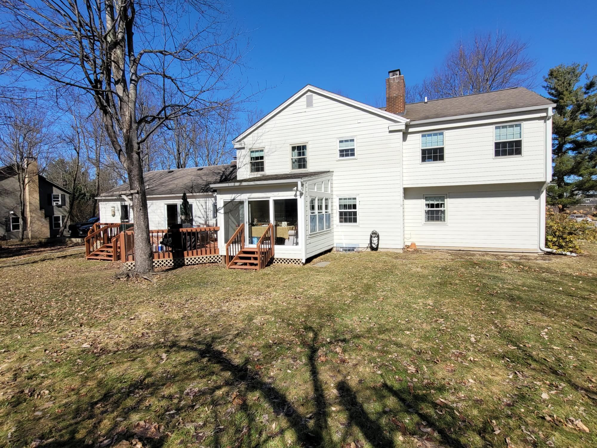 South Burlington, Vermont 05403, United States, 5 Bedrooms Bedrooms, ,4 BathroomsBathrooms,Residential,Active,96669