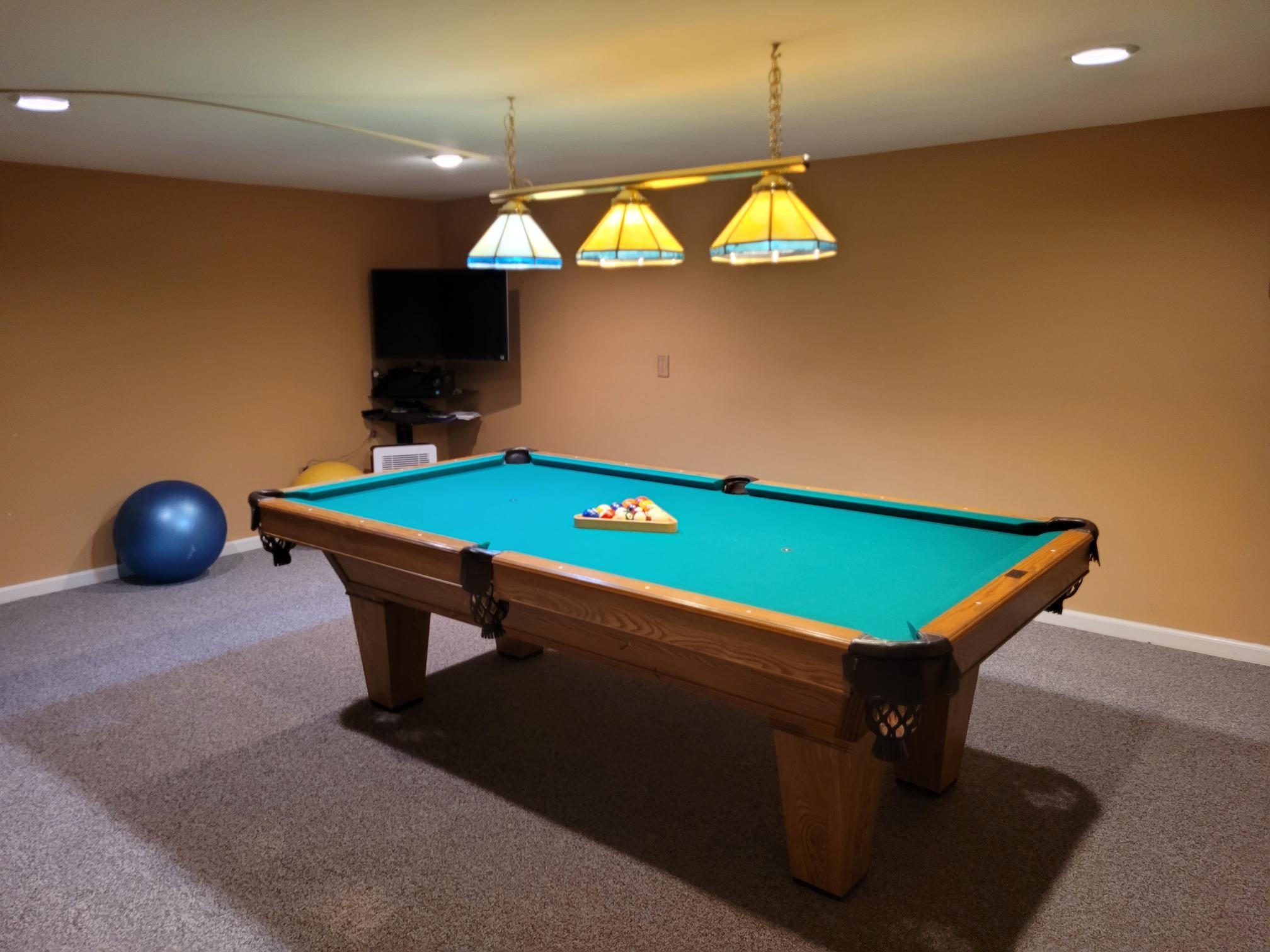 South Burlington, Vermont 05403, United States, 5 Bedrooms Bedrooms, ,4 BathroomsBathrooms,Residential,Active,96669