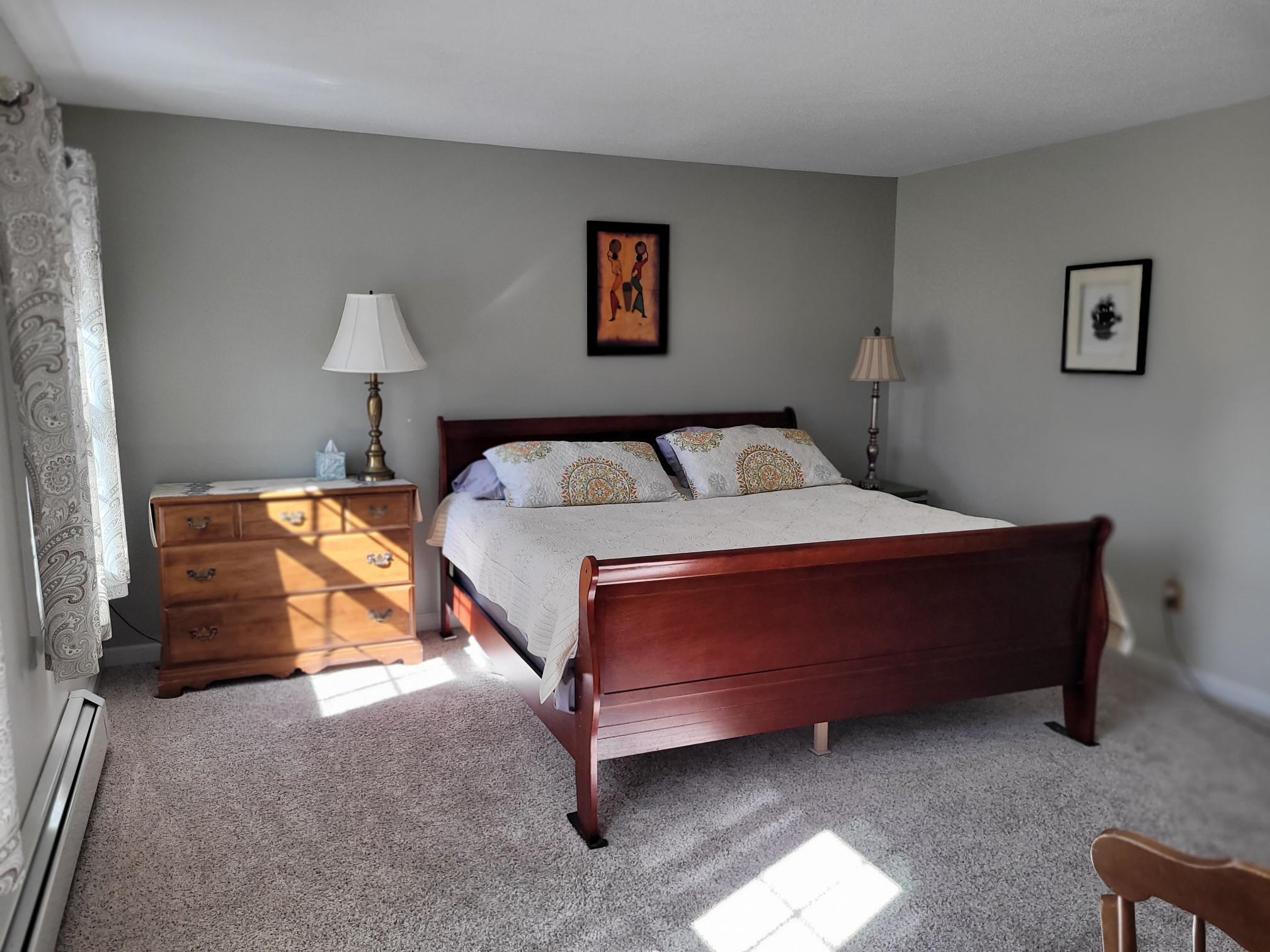 South Burlington, Vermont 05403, United States, 5 Bedrooms Bedrooms, ,4 BathroomsBathrooms,Residential,Active,96669