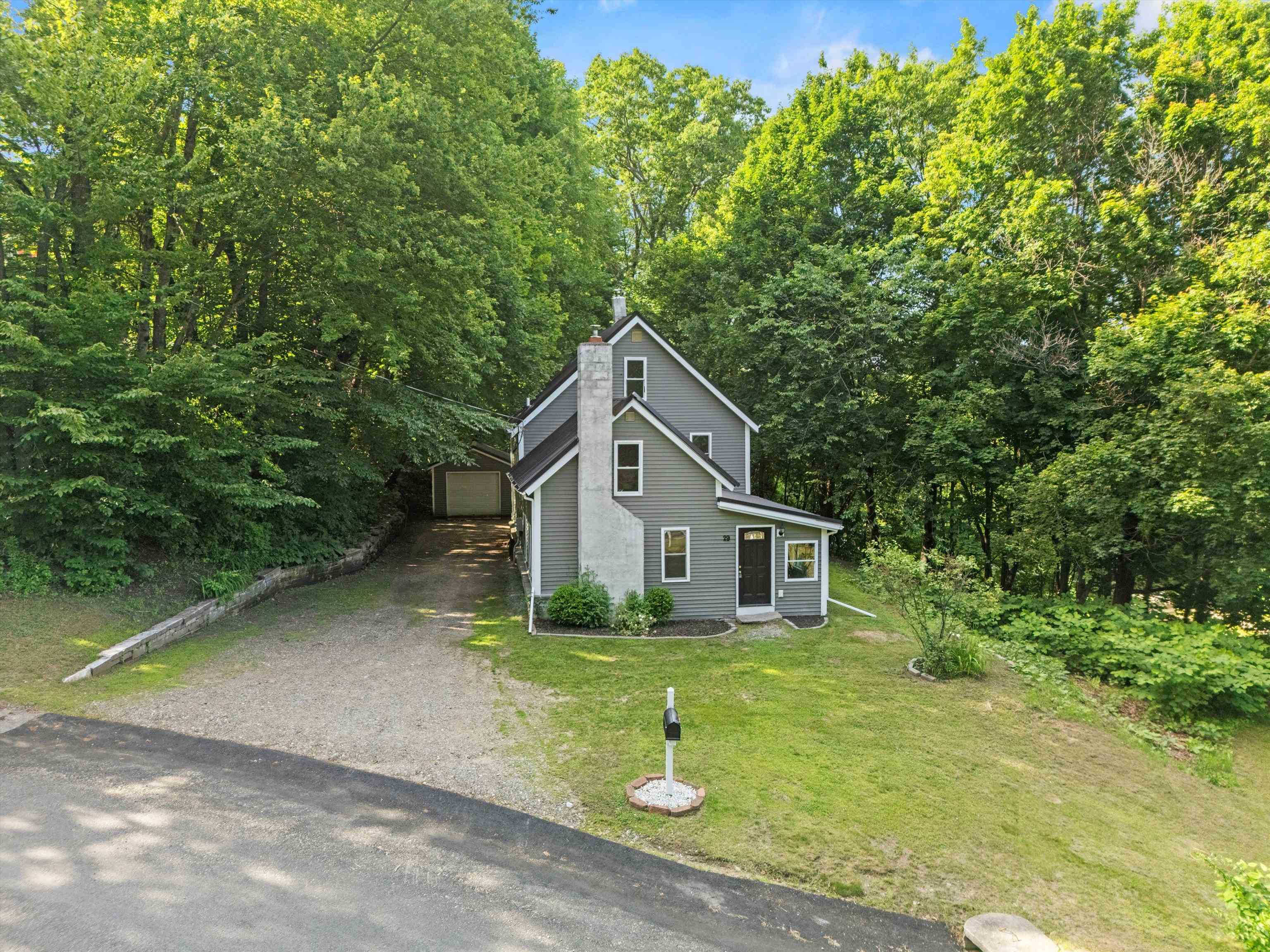 29 Summit Street