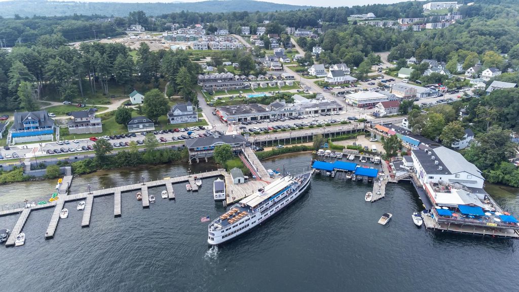 Photo of 7 Baker Avenue #4, Laconia, NH 03246 (MLS # 5081951)