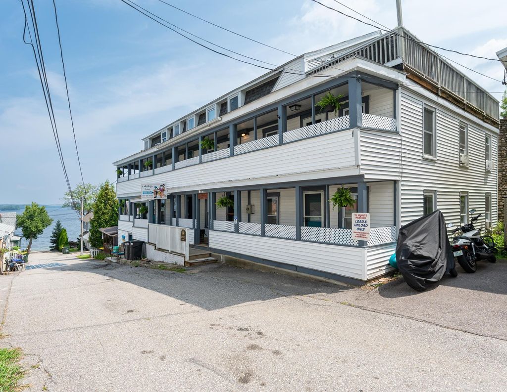 Photo of 7 Baker Avenue #4, Laconia, NH 03246 (MLS # 5081951)