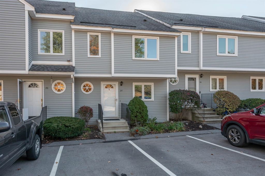 Photo of 28 Merrimack Drive, Merrimack, NH 03054 (MLS # 5067416)