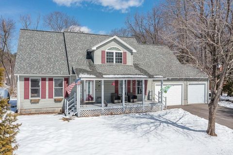 39 Captain Lovewell Lane Ossipee NH 03814