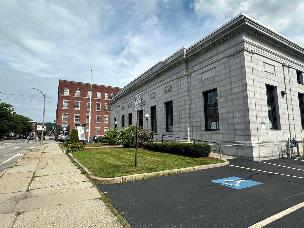 Photo of 34 West Street #1B, Keene, NH 03431 (MLS # 5071740)