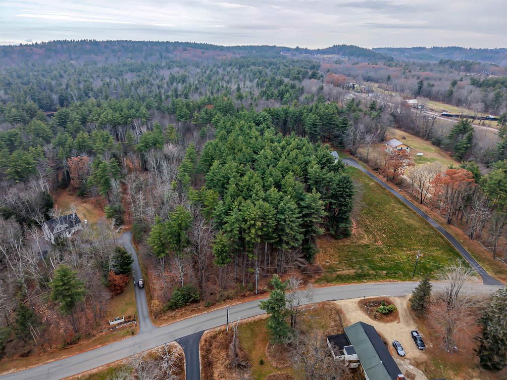 Photo of 7 Dow Road #7, Mont Vernon, NH 03057 (MLS # 5070719)