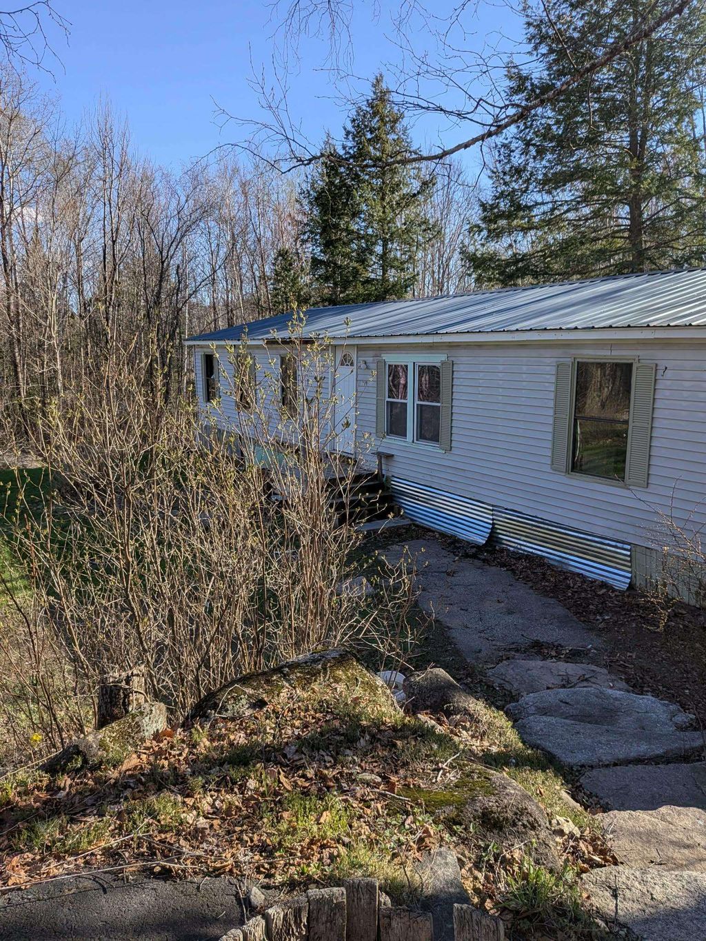 Photo of 19 Easy Avenue, Albany, NH 03818 (MLS # 5085464)