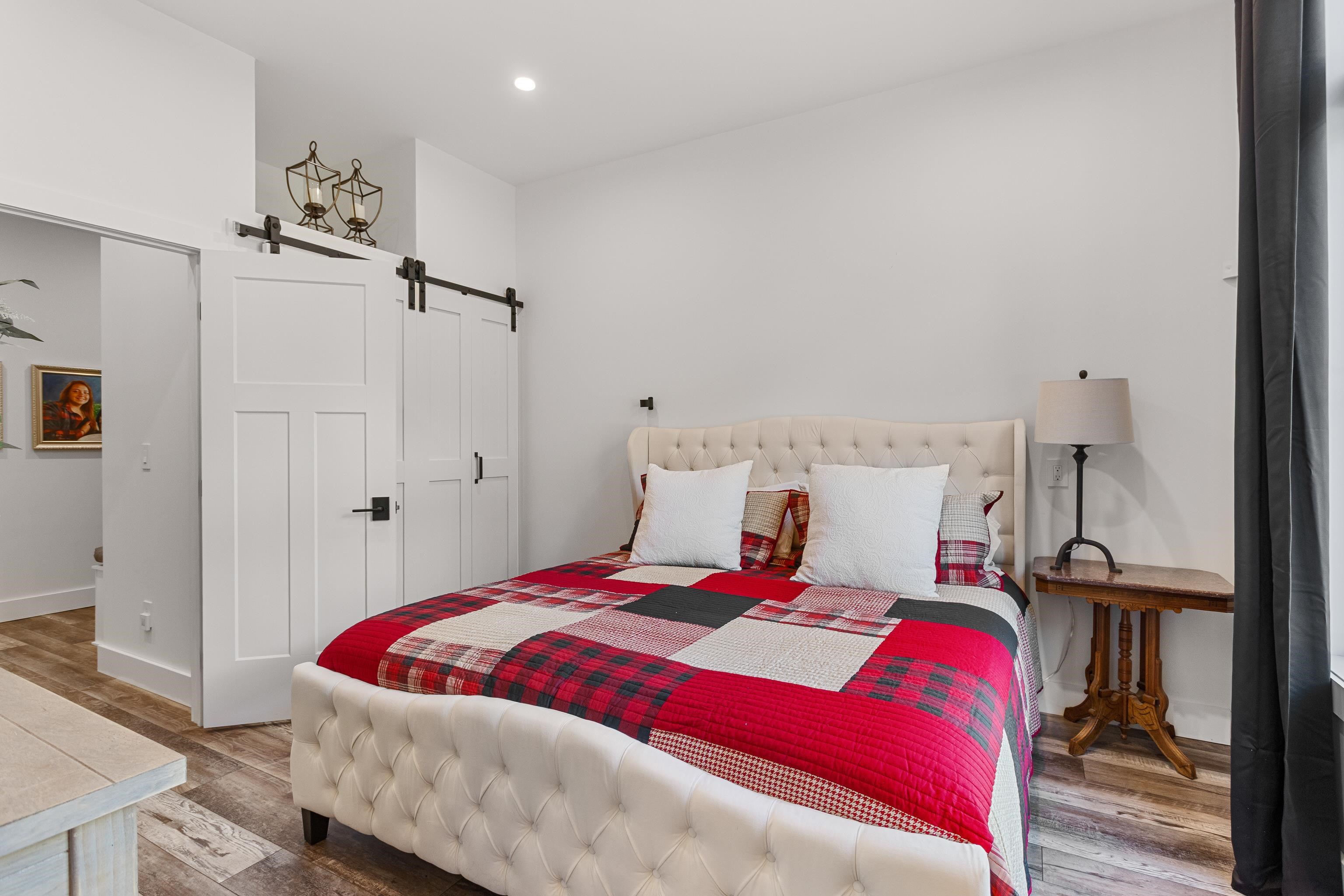 Albany, New Hampshire 03818, United States, 3 Bedrooms Bedrooms, ,3 BathroomsBathrooms,Residential,Active,226704