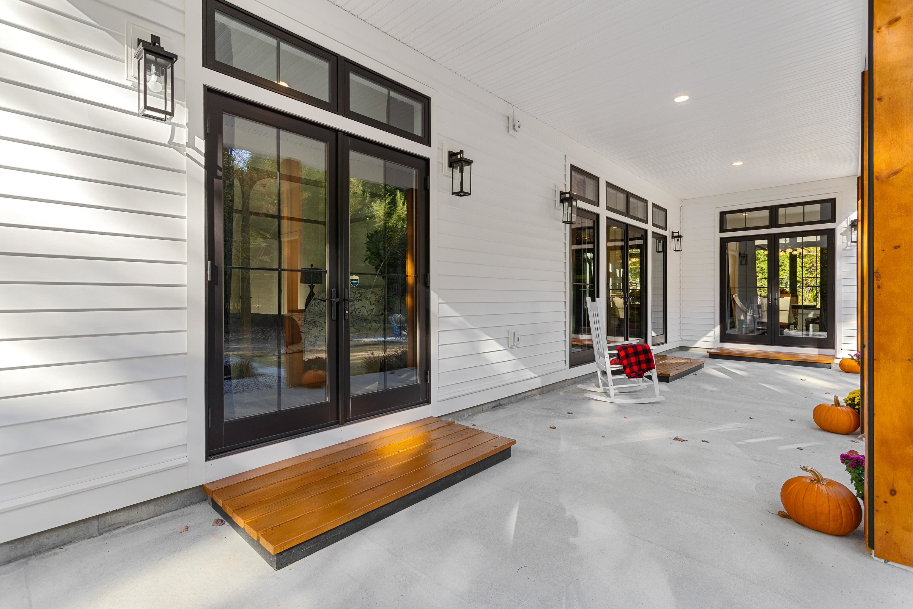 Albany, New Hampshire 03818, United States, 3 Bedrooms Bedrooms, ,3 BathroomsBathrooms,Residential,Active,226704