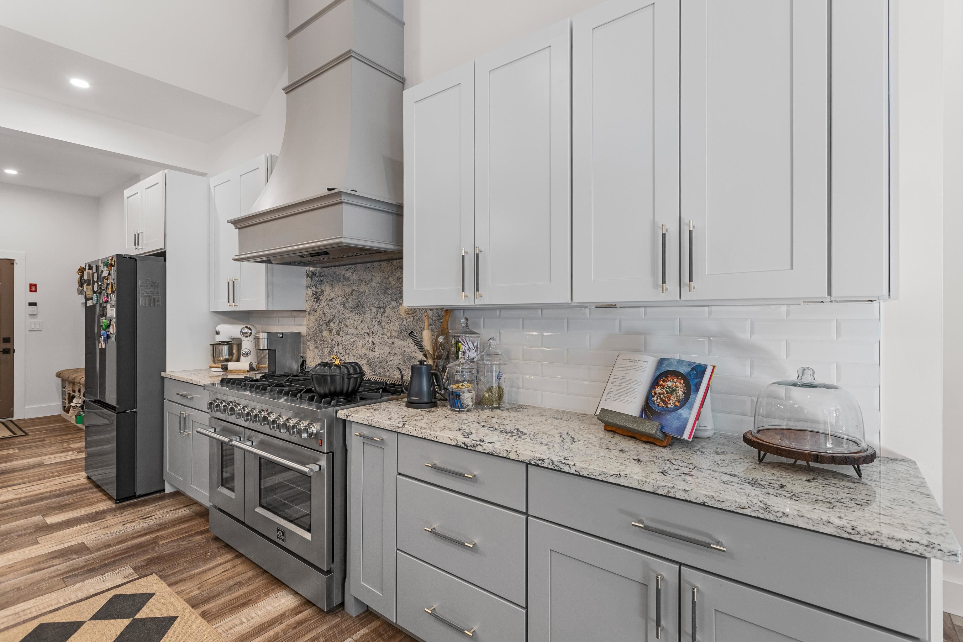 Albany, New Hampshire 03818, United States, 3 Bedrooms Bedrooms, ,3 BathroomsBathrooms,Residential,Active,226704