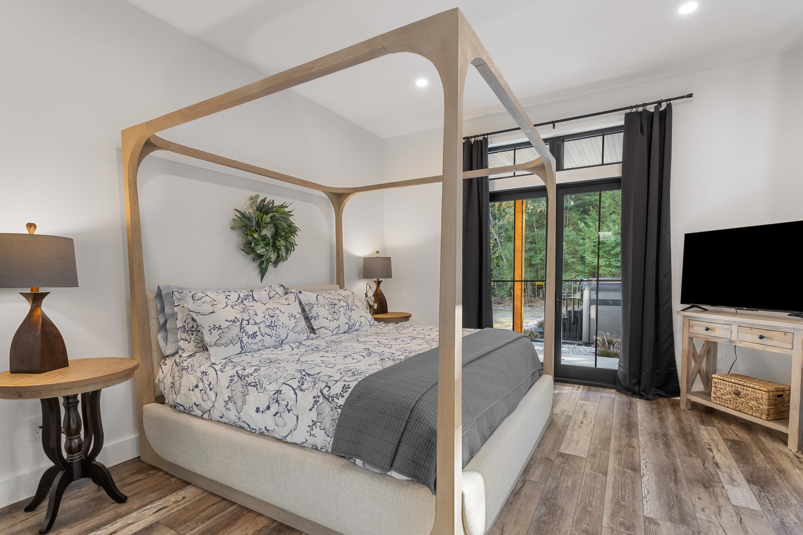 Albany, New Hampshire 03818, United States, 3 Bedrooms Bedrooms, ,3 BathroomsBathrooms,Residential,Active,226704