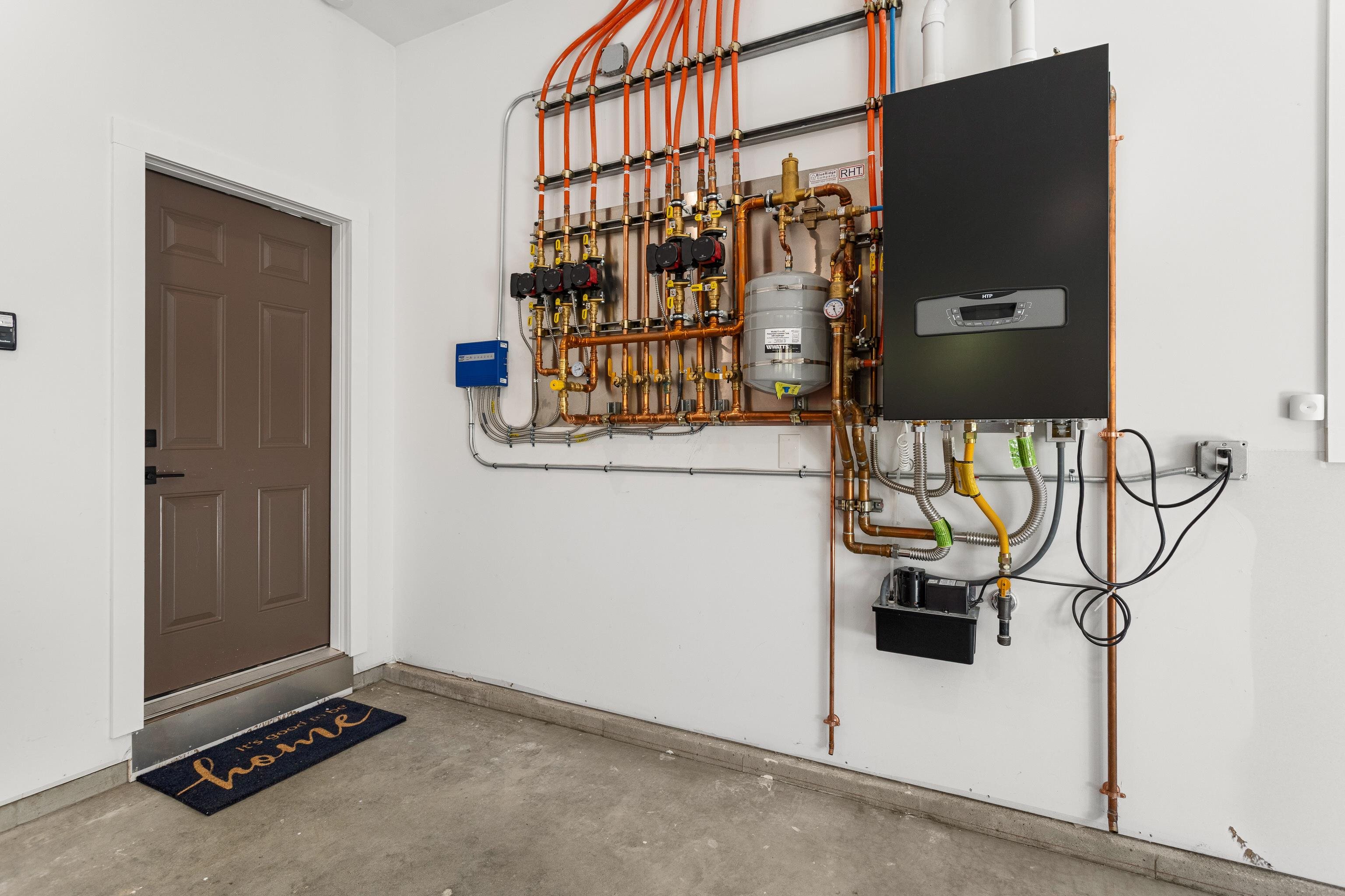 Albany, New Hampshire 03818, United States, 3 Bedrooms Bedrooms, ,3 BathroomsBathrooms,Residential,Active,226704