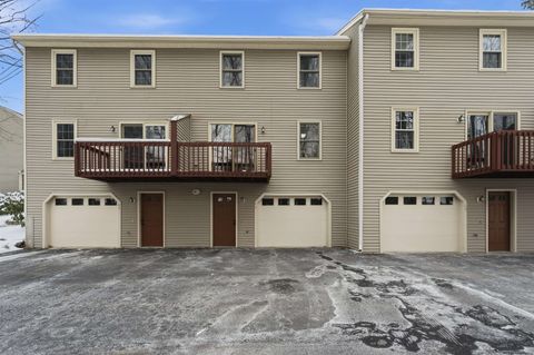 46 Andover Down Drive Nashua NH 03063