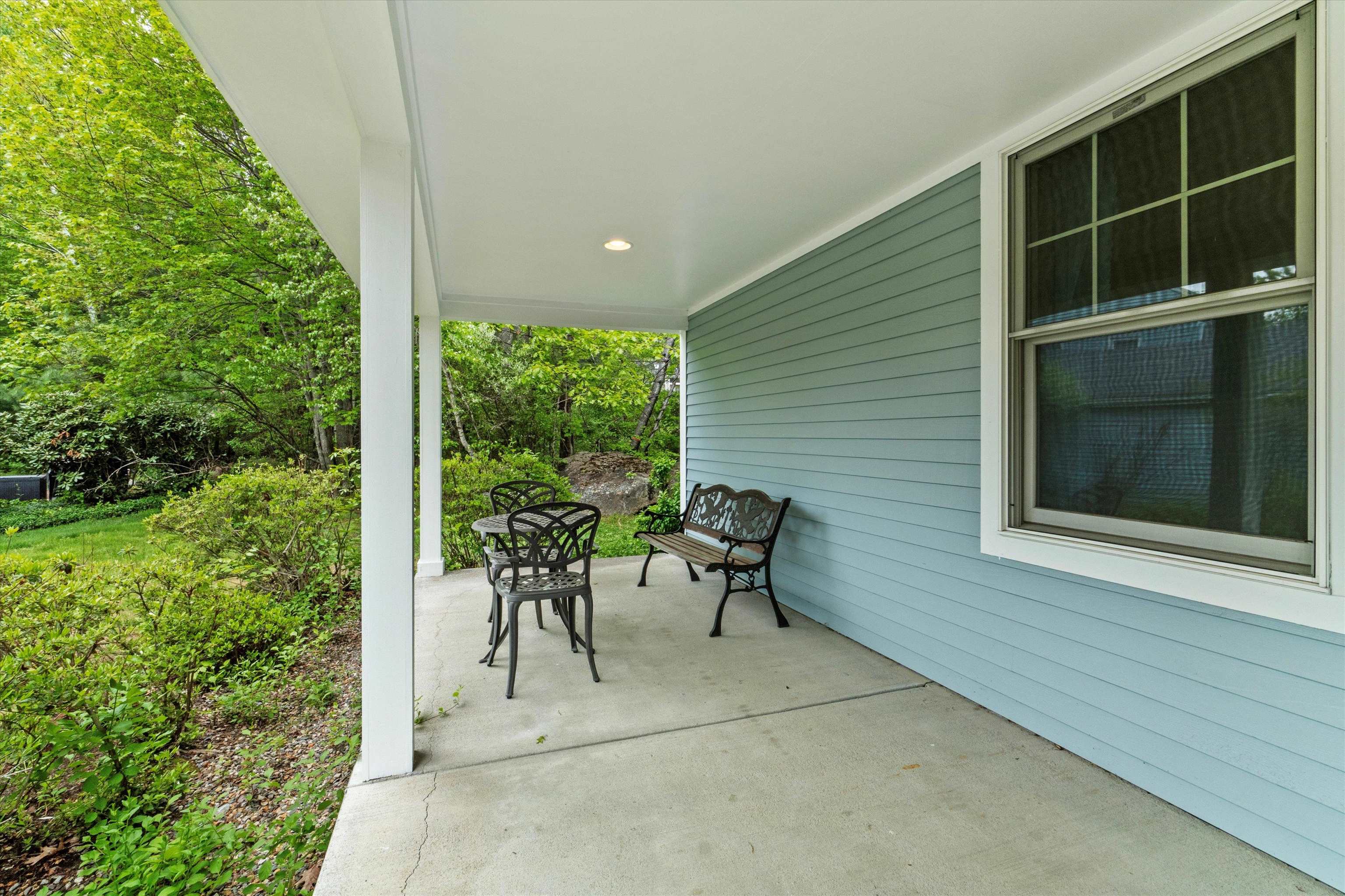 25 Sweetbrier Way