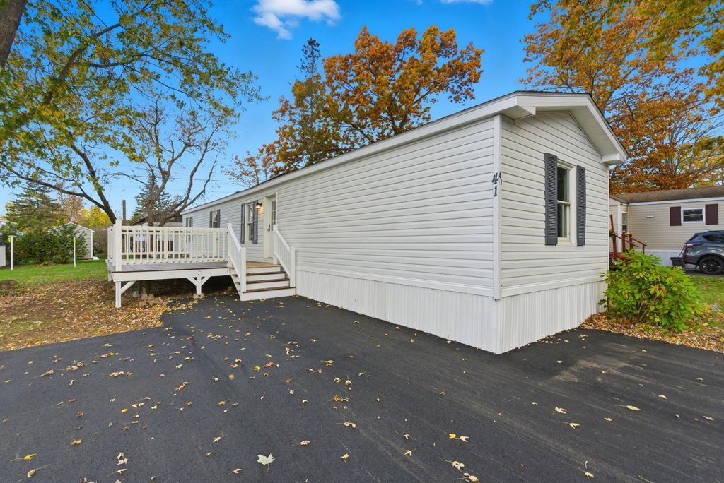 Photo of 41 Longmeadow Drive, Concord, NH 03301 (MLS # 5067275)