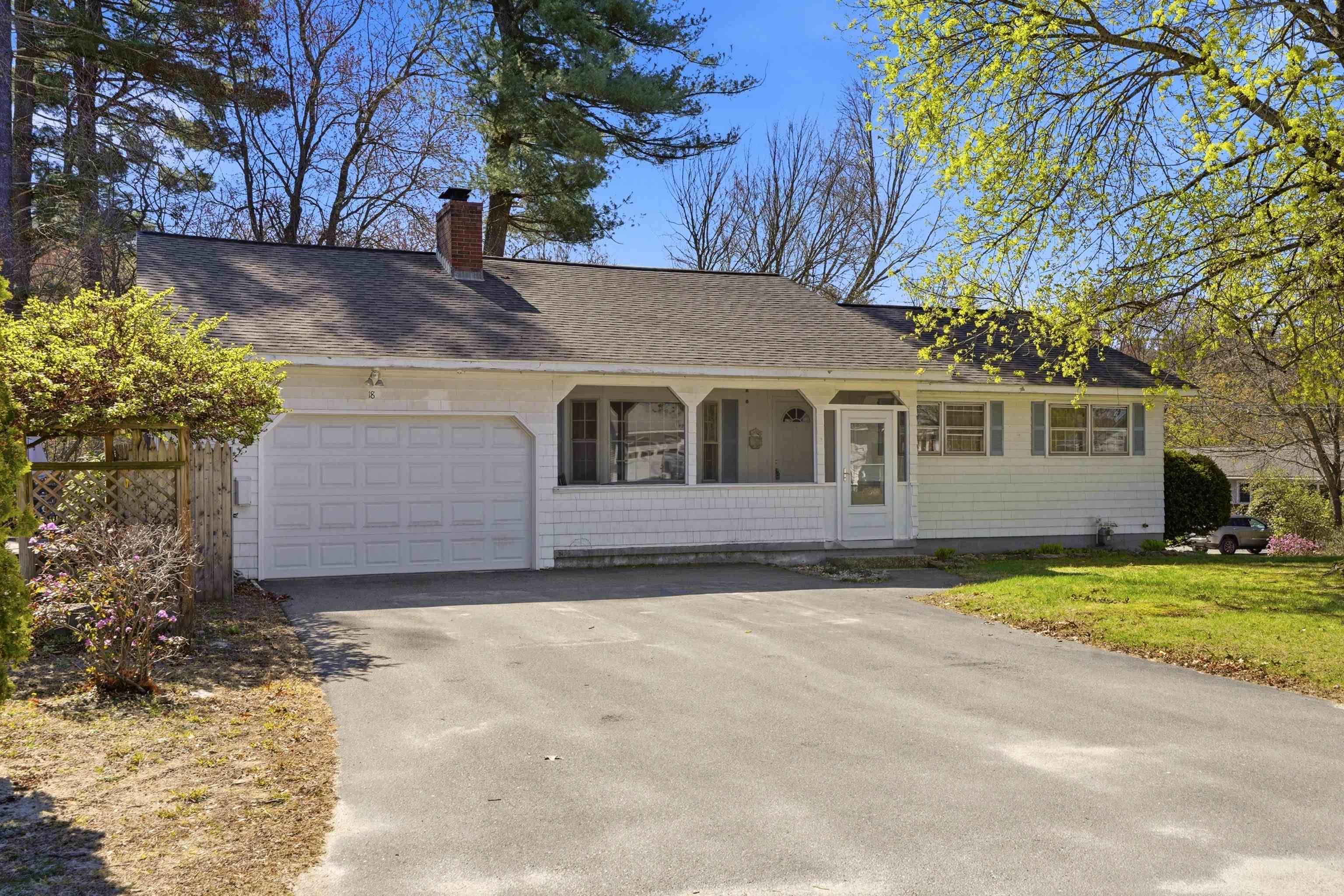 18 Cottonwood Drive