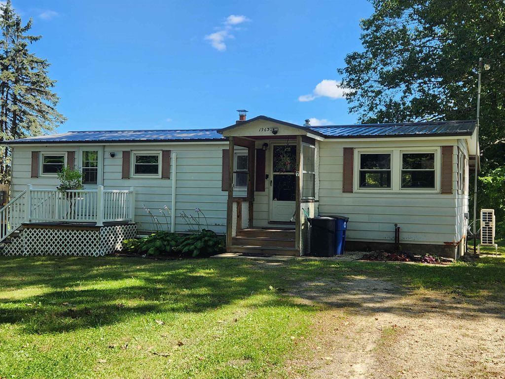 Photo of 7 Mill Hill Road, Madbury, NH 03823 (MLS # 5070488)