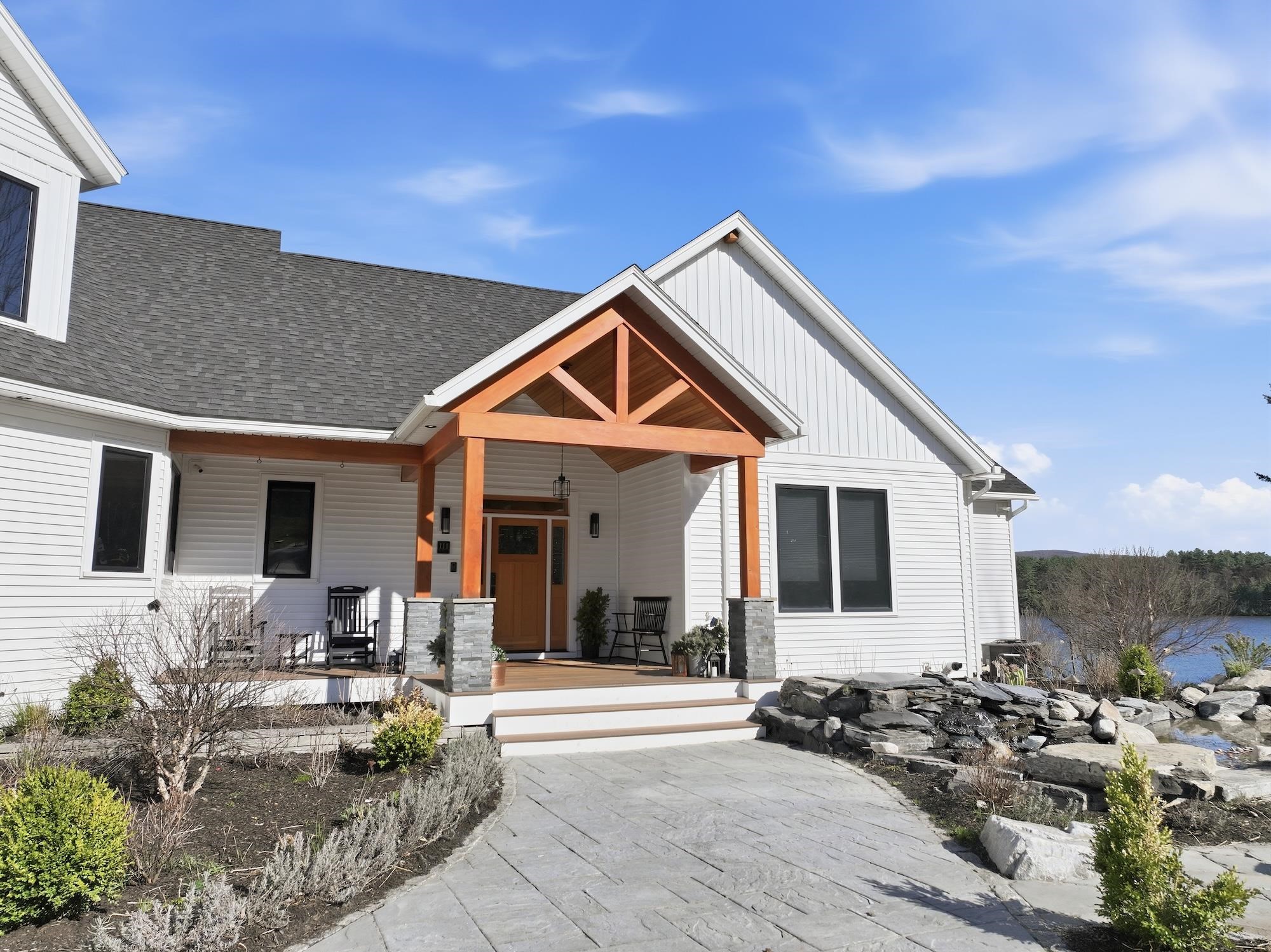 111 Lakeside Avenue