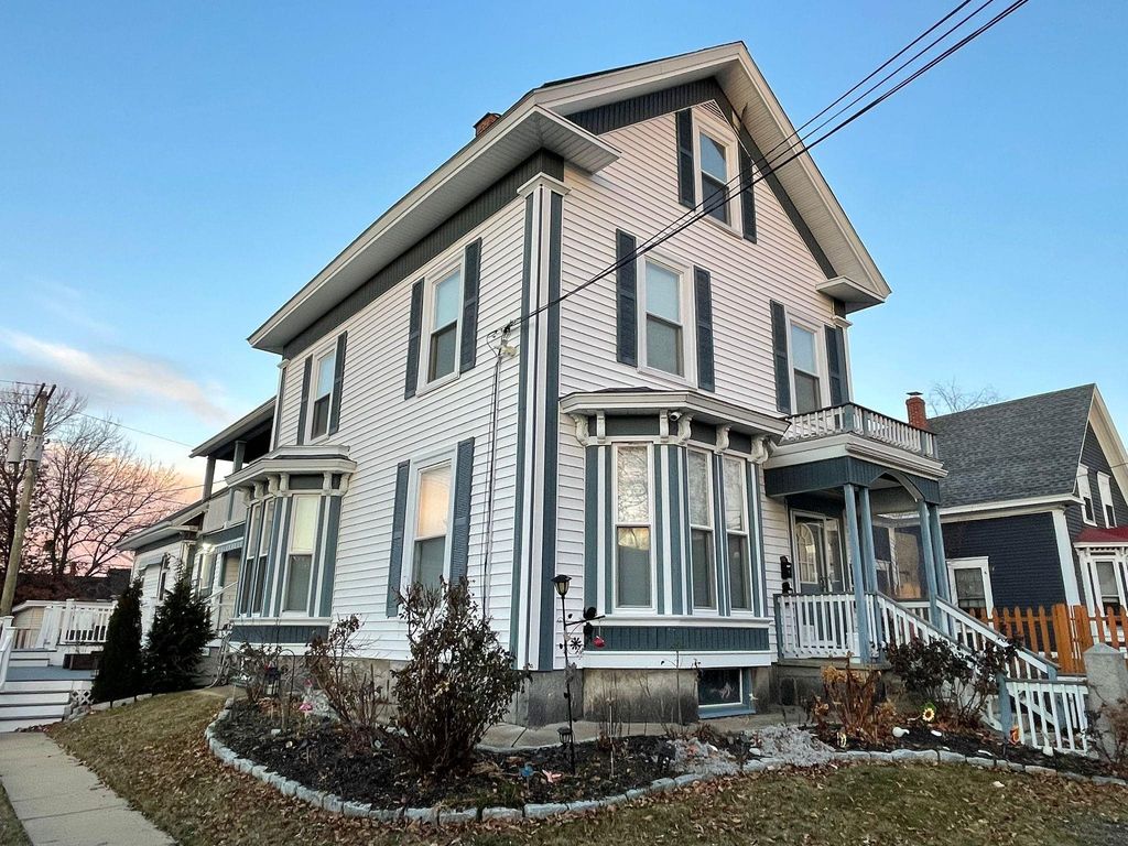 Photo of 114 Walnut Street #3, Manchester, NH 03102 (MLS # 5078960)