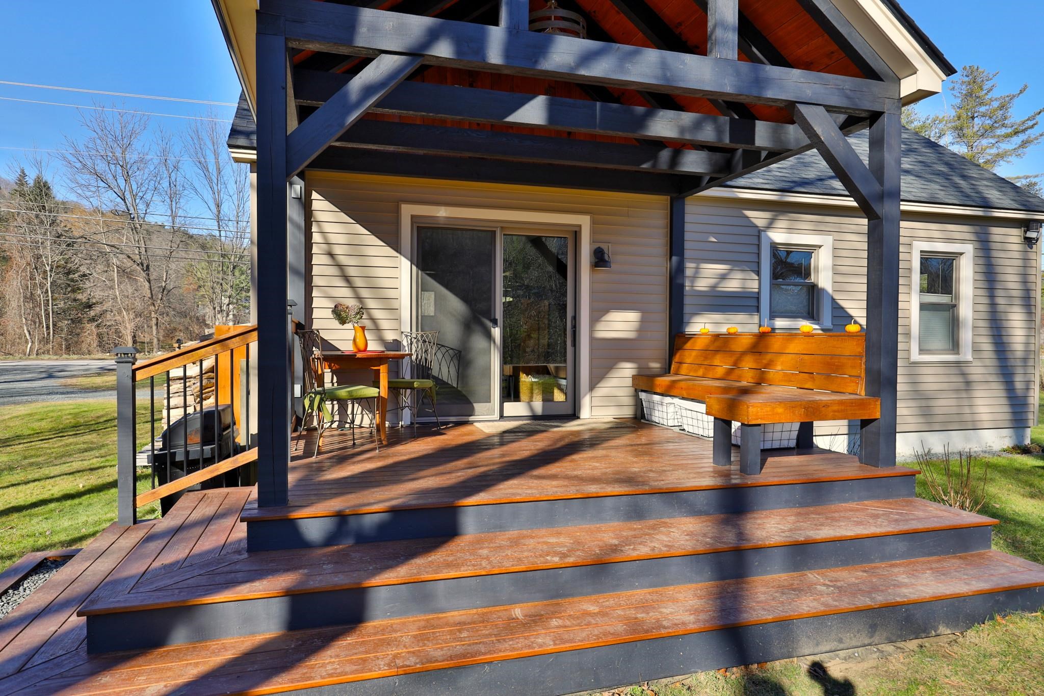 1613 West Woodstock Road