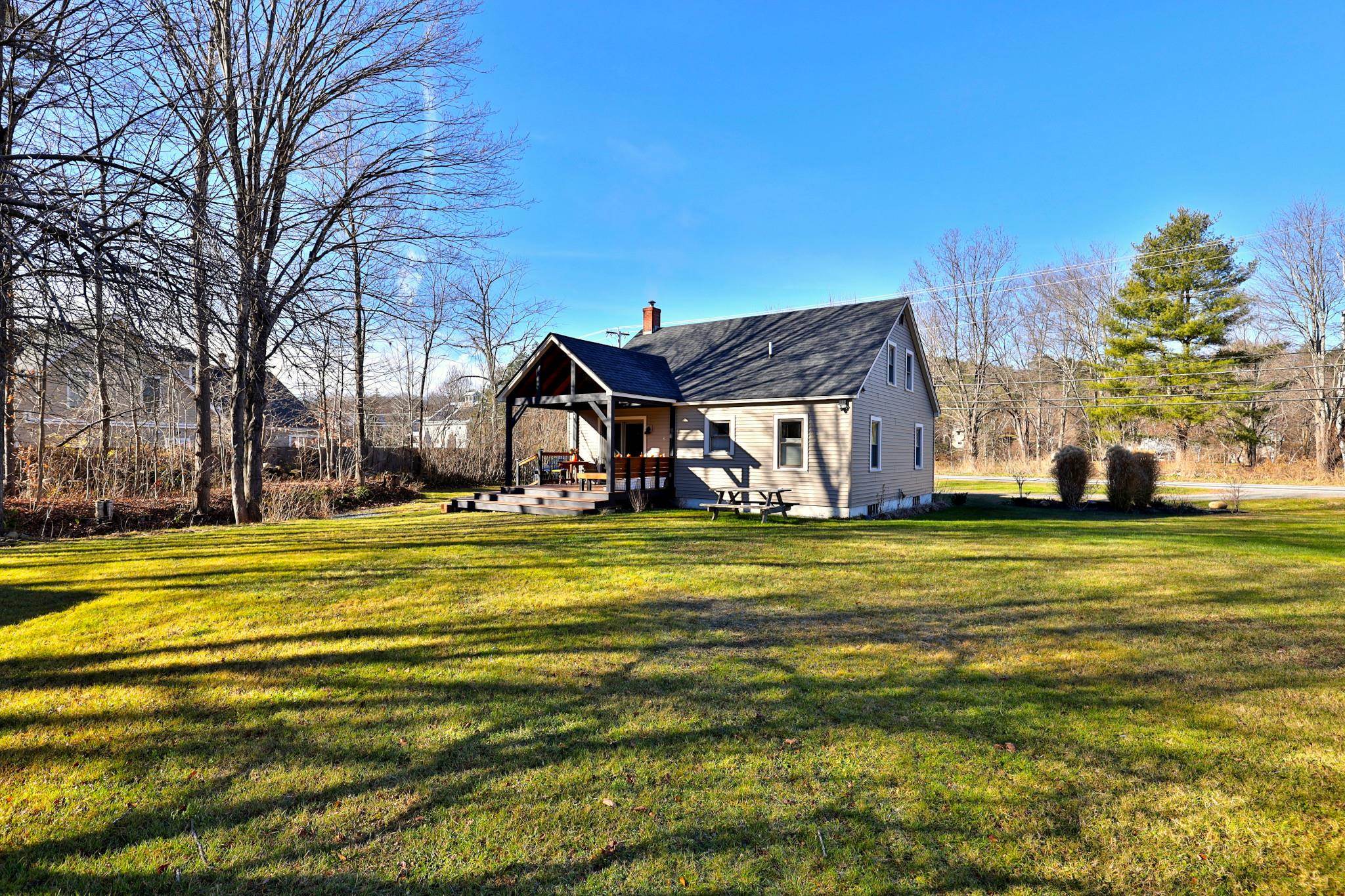 1613 West Woodstock Road