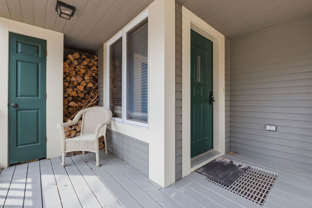 Photo of 10 Mountain Brook Circle #1, Lincoln, NH 03251 (MLS # 5083624)