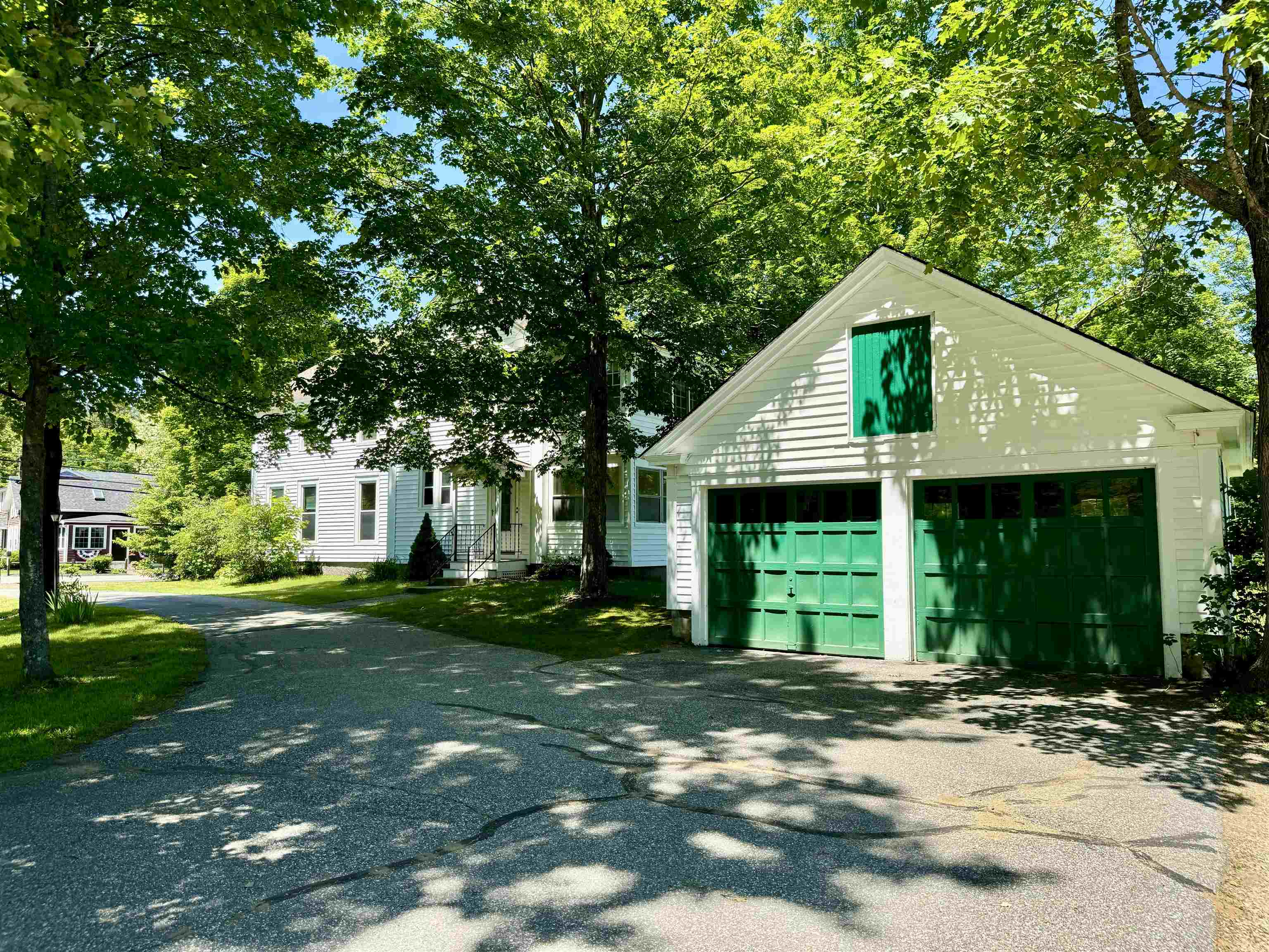 102 Mountain Road