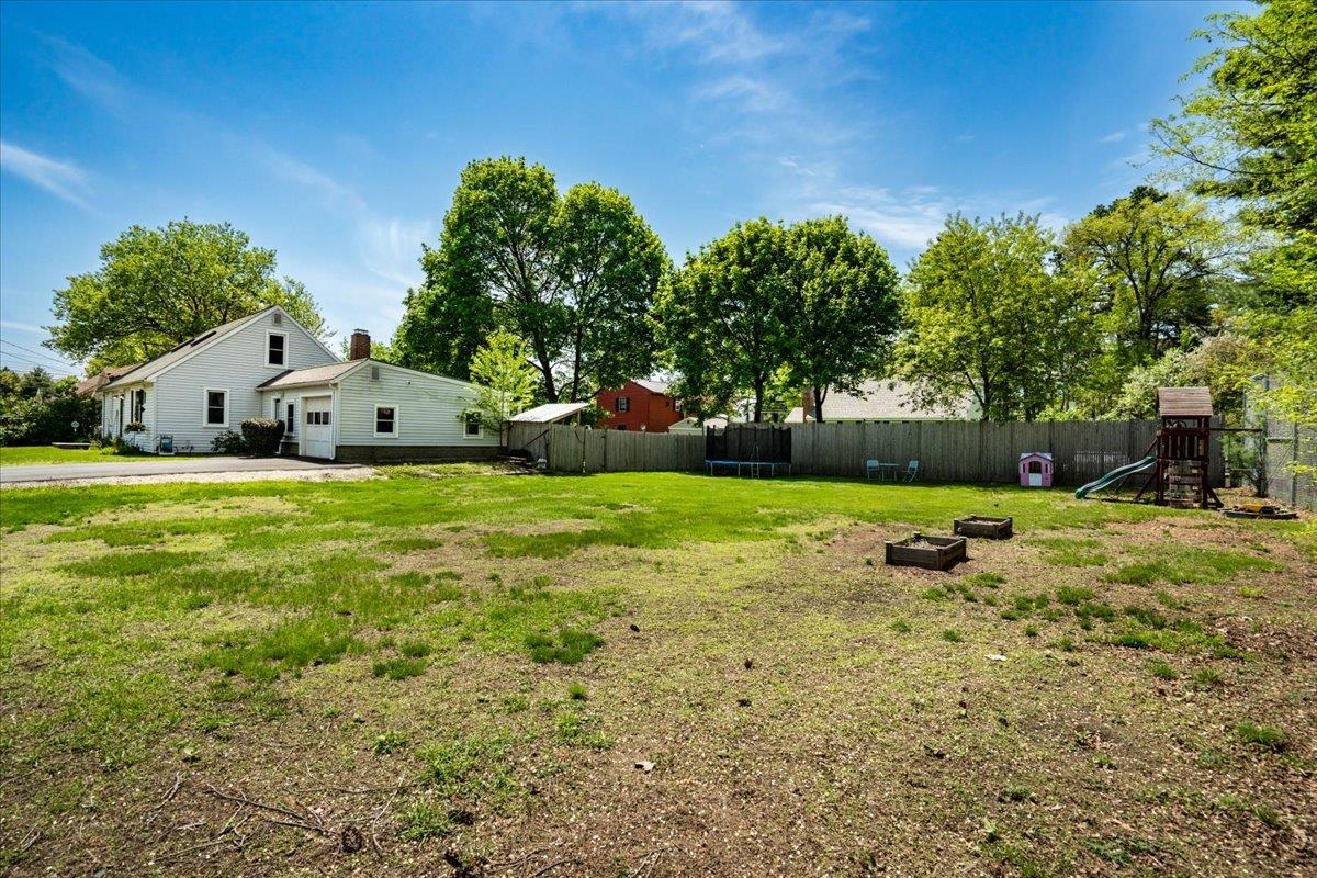20 Exchange Avenue