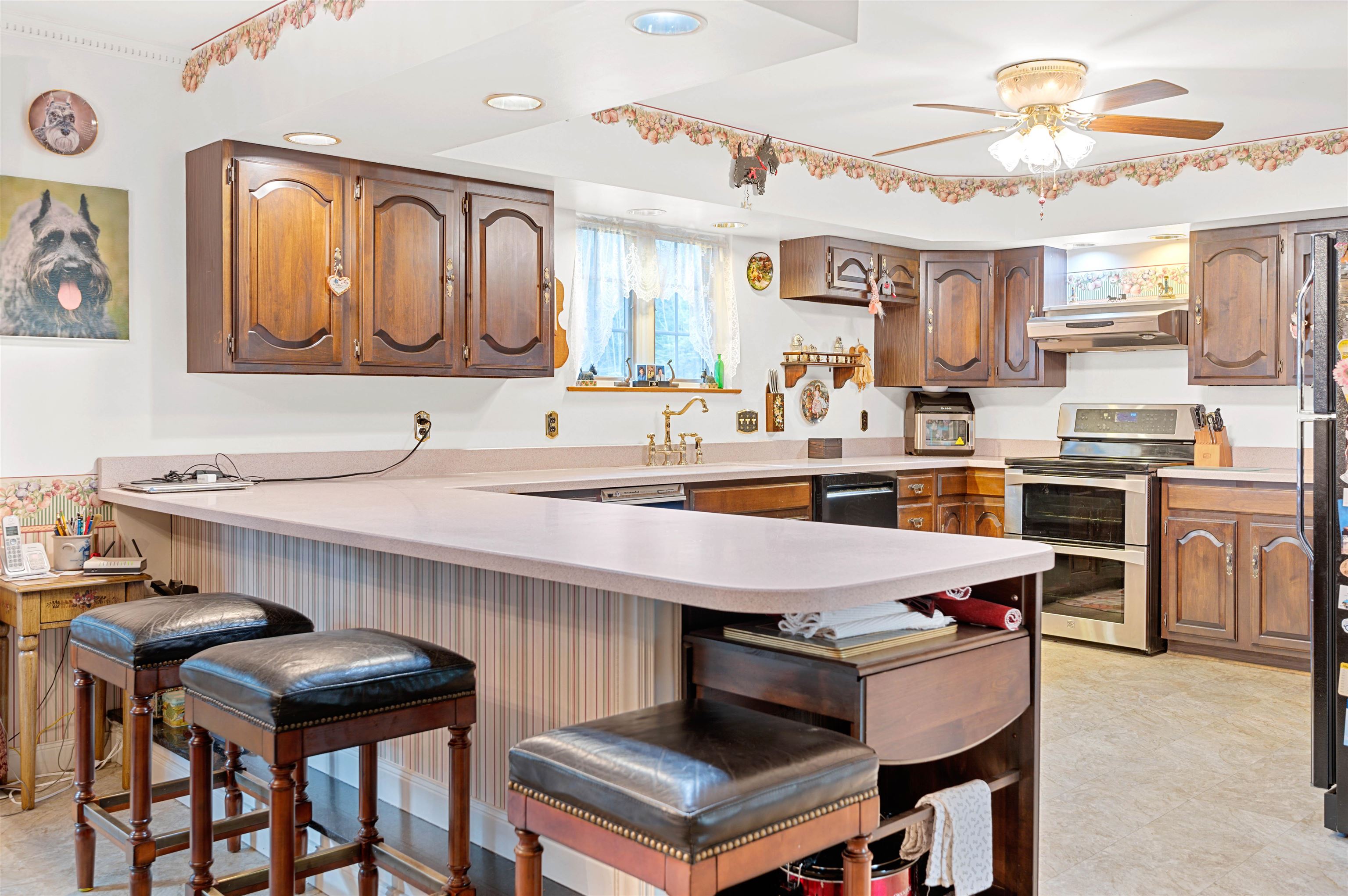 Lowell, Vermont 05847, United States, 3 Bedrooms Bedrooms, ,3 BathroomsBathrooms,Residential,Active,248113