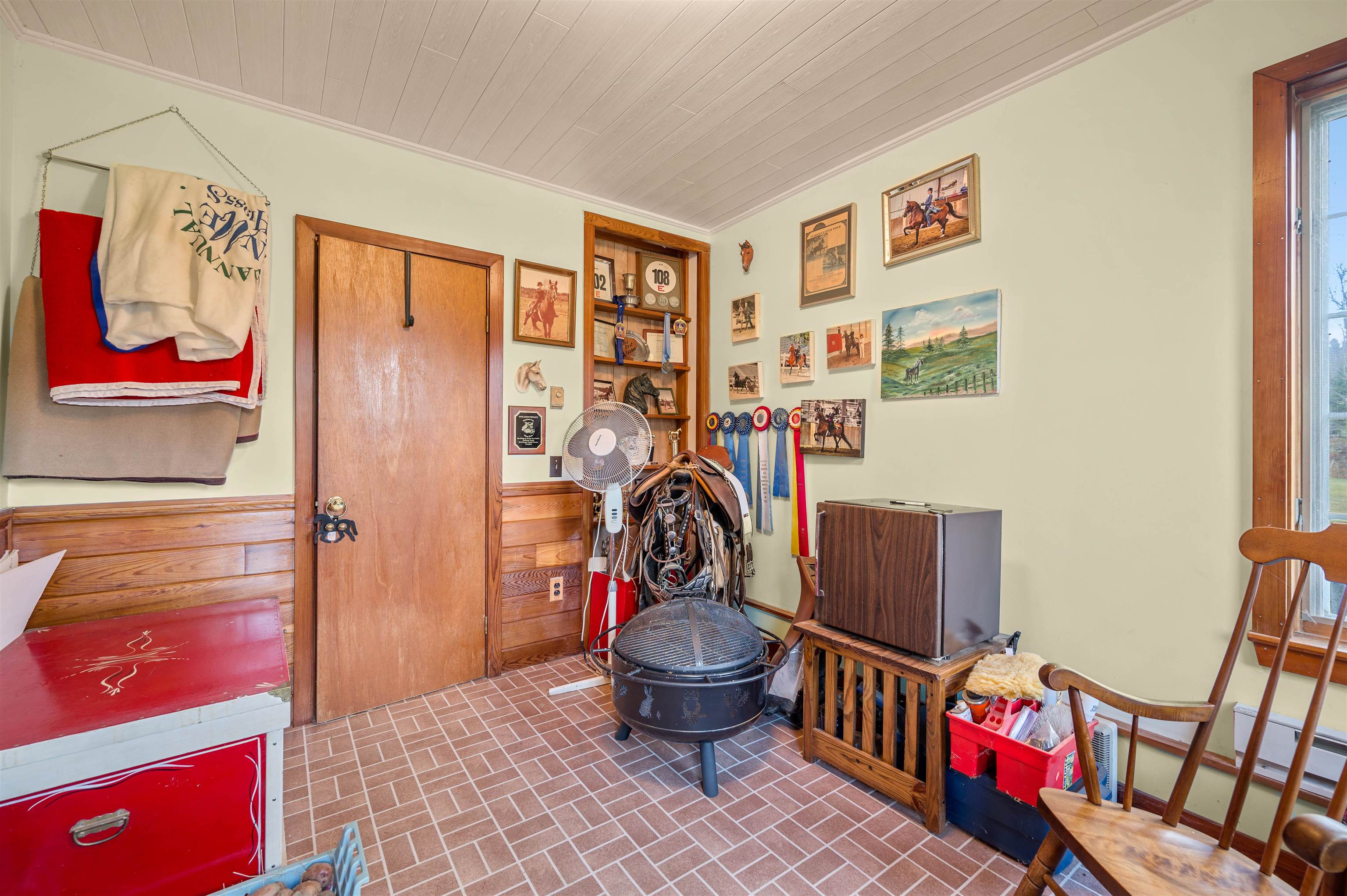 Lowell, Vermont 05847, United States, 3 Bedrooms Bedrooms, ,3 BathroomsBathrooms,Residential,Active,248113