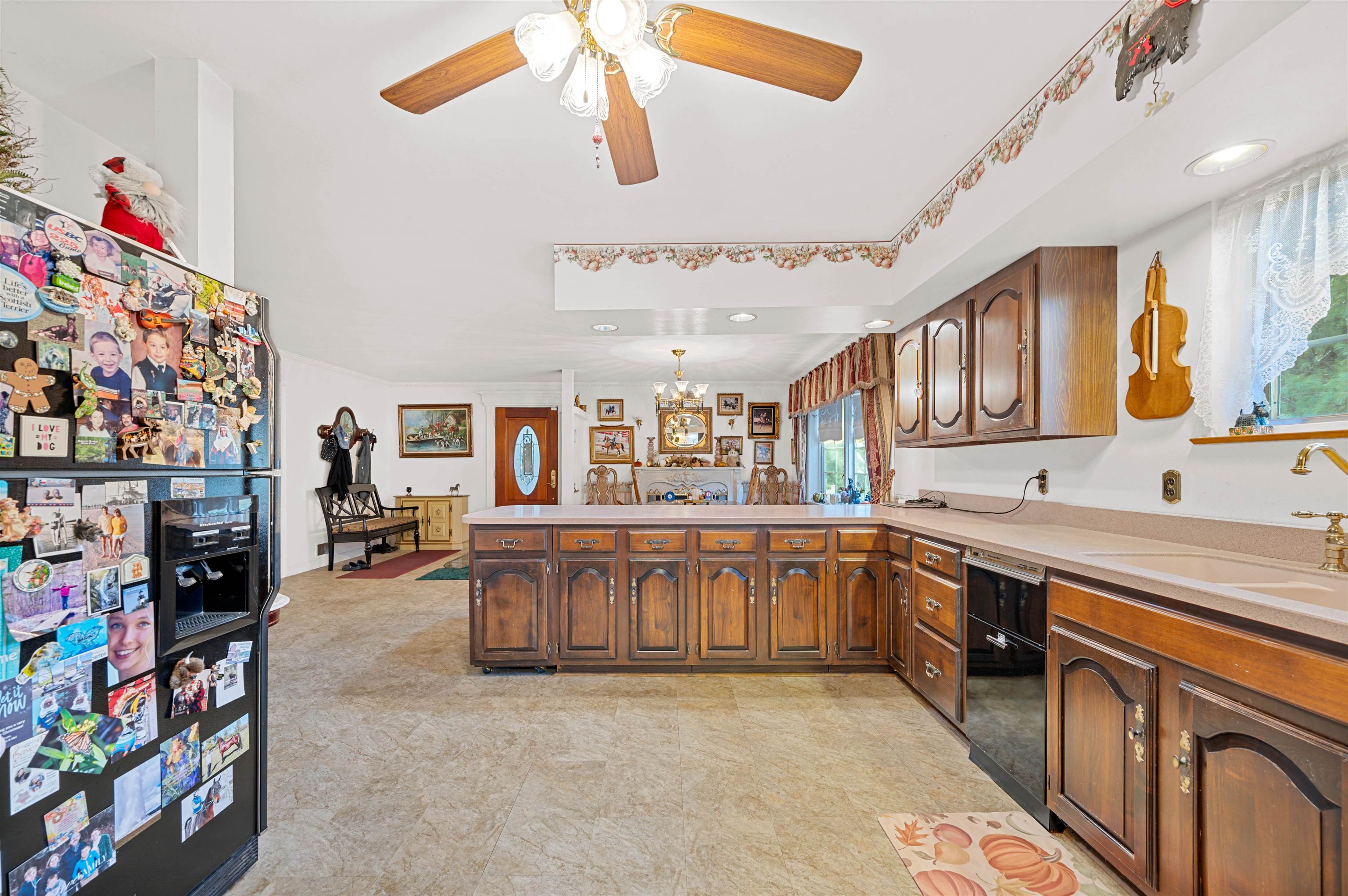 Lowell, Vermont 05847, United States, 3 Bedrooms Bedrooms, ,3 BathroomsBathrooms,Residential,Active,248113