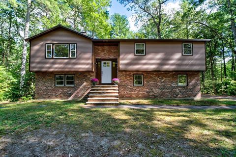 Photo of 9 Edgewood Drive, Hudson, NH 03051 (MLS # 5059576) Photo of 9 Edgewood Drive, Hudson, NH 03051 (MLS # 5059576)