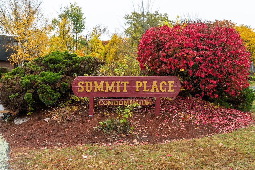 Photo of 56 Robert Court #H, Manchester, NH 03103 (MLS # 5070190)