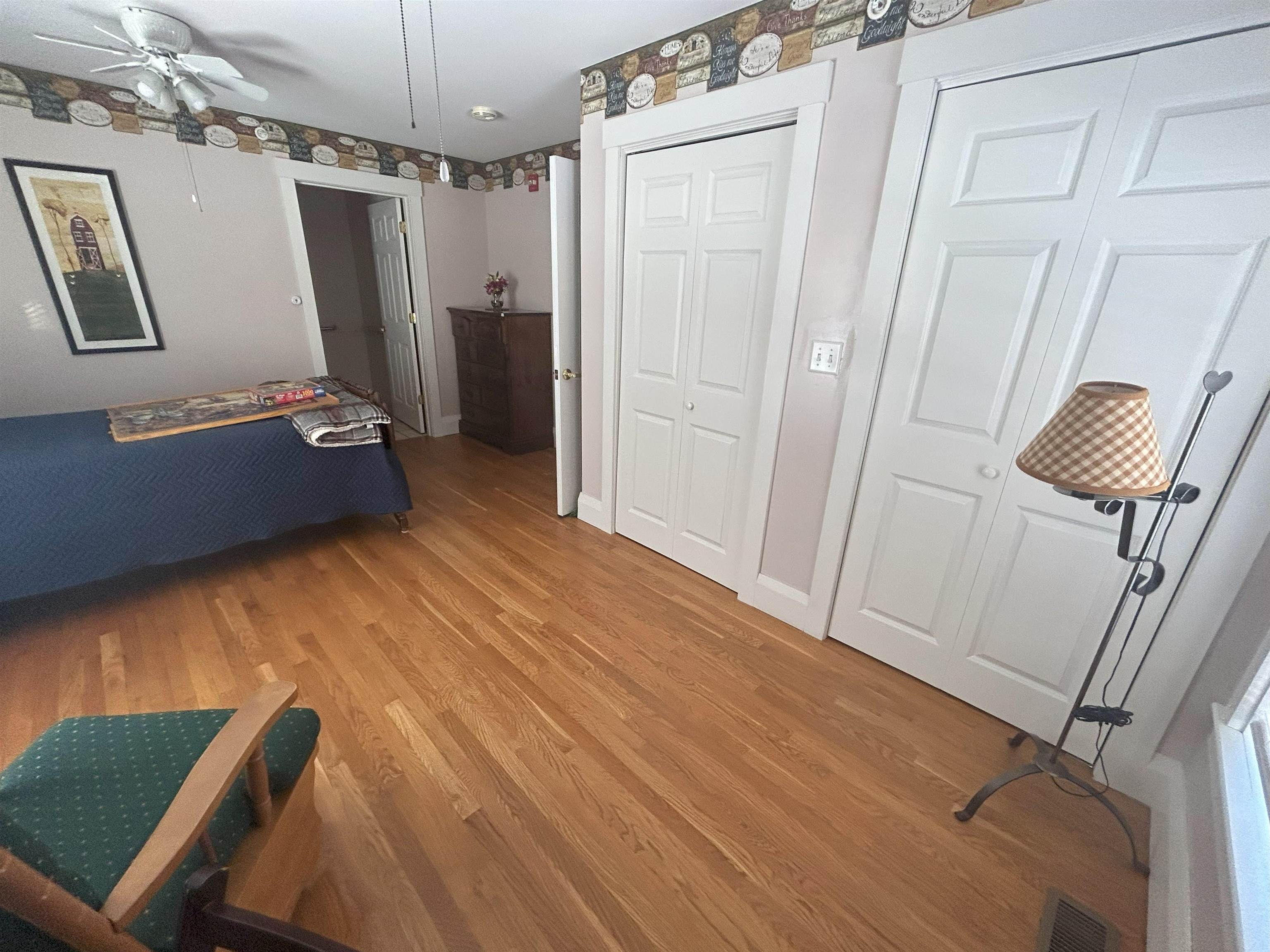 10 Berry Avenue