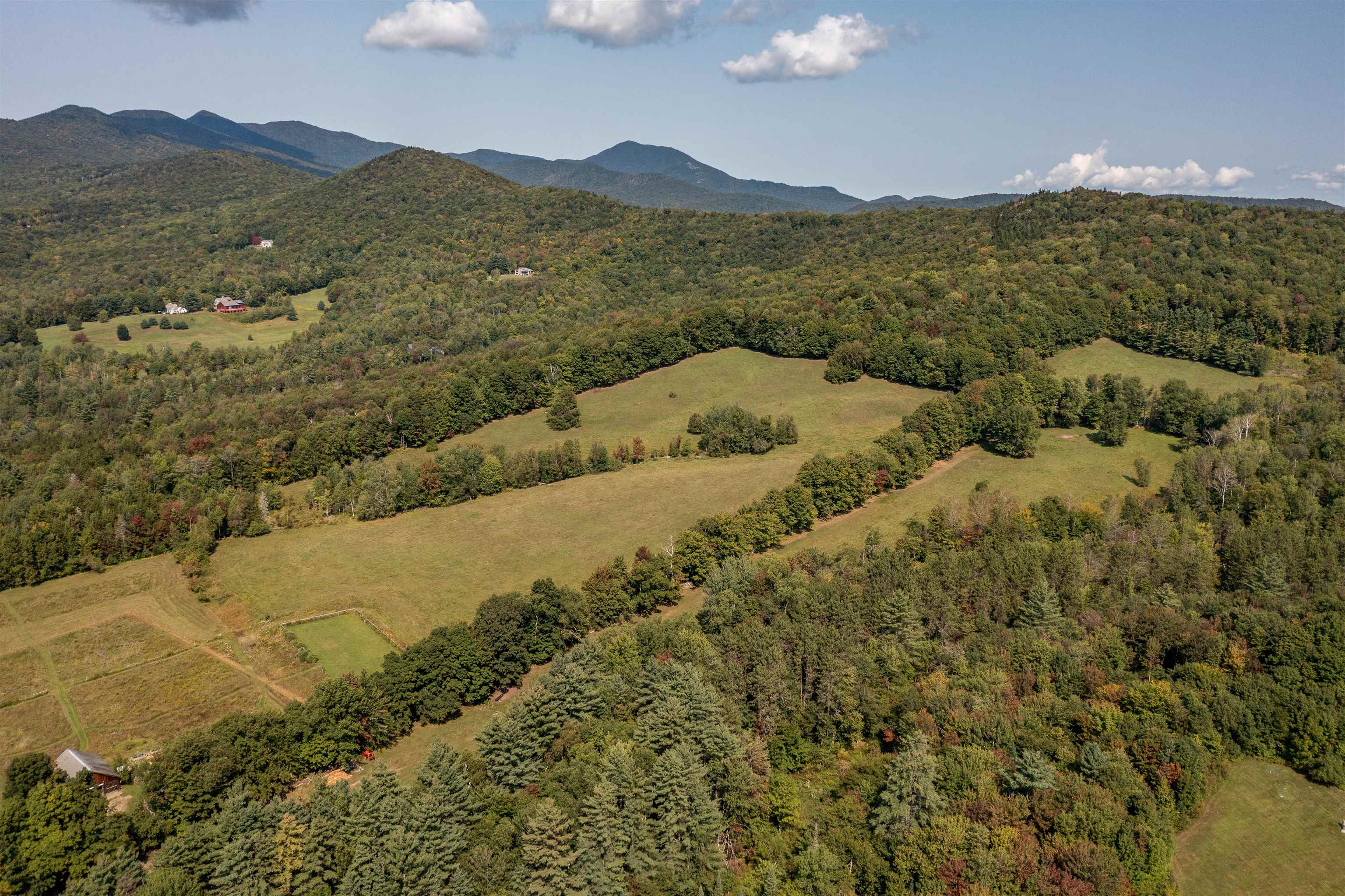 2762 Weeks Hill Road