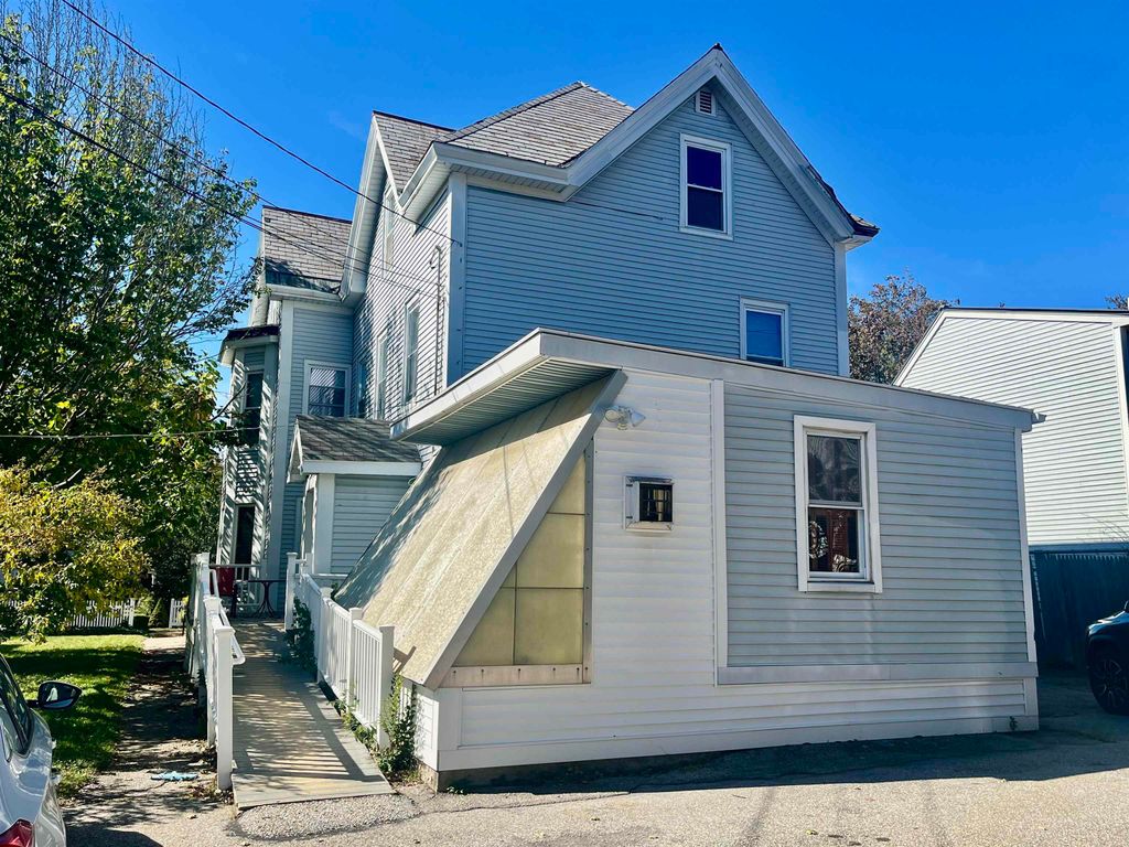 Photo of 883 Union Street, Manchester, NH 03104 (MLS # 5064859)