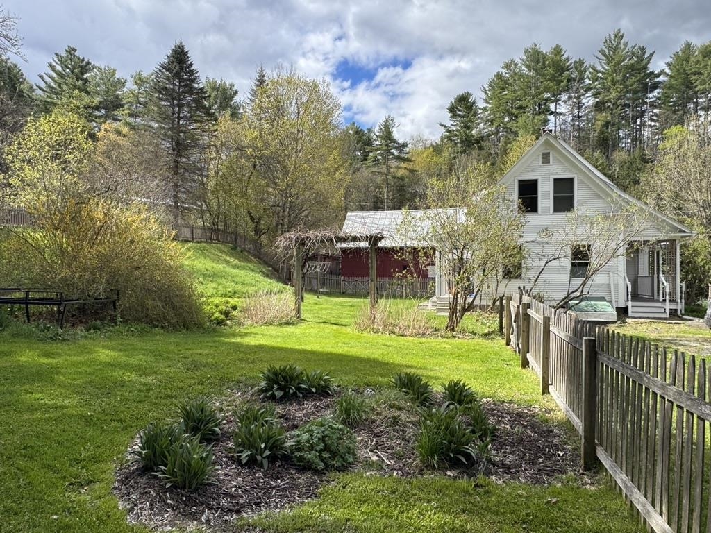 Photo 1 of 60 — 175 Creamery Street, Plainfield, VT 05667