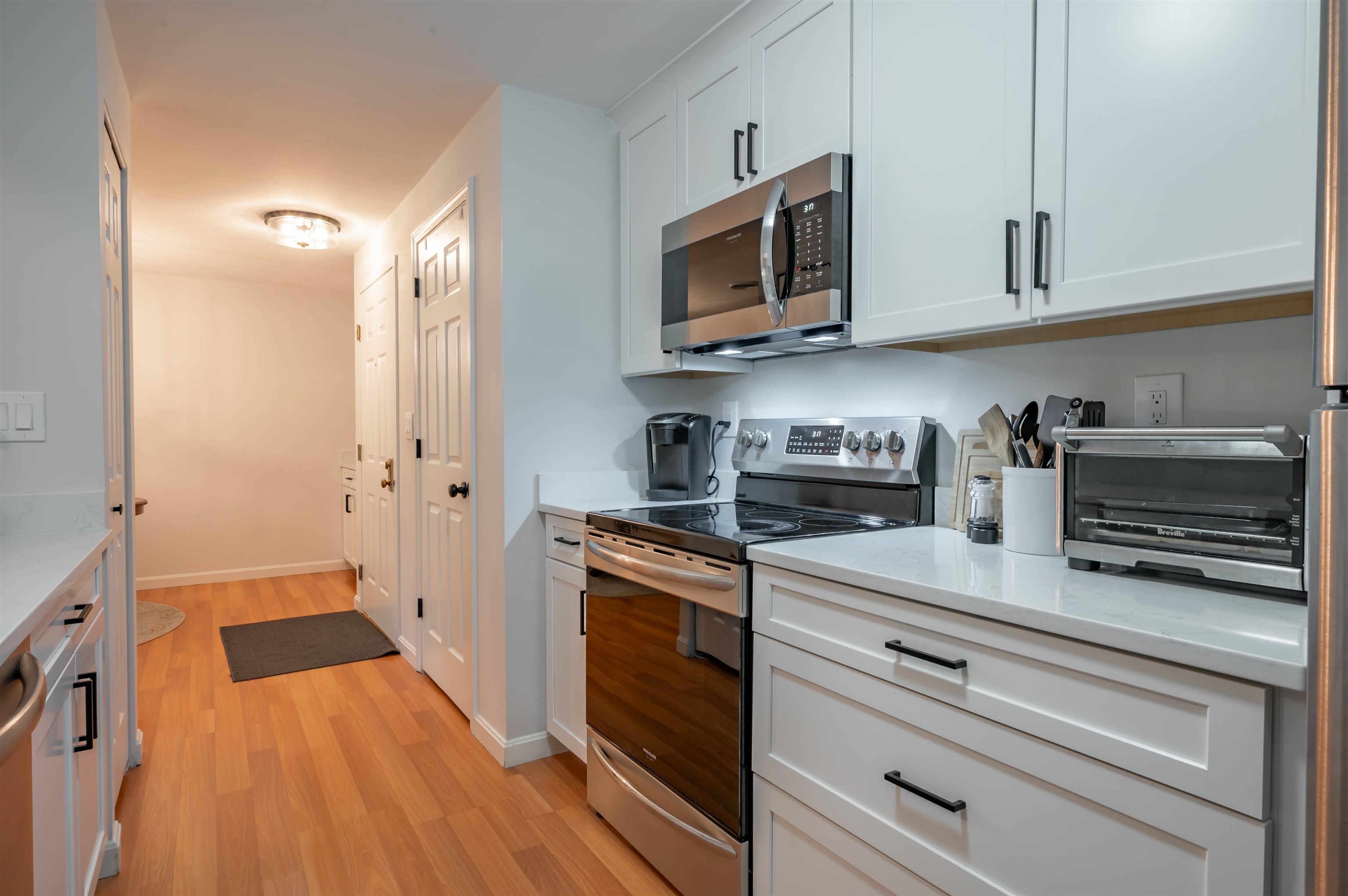 11 Bartemus Trail 207