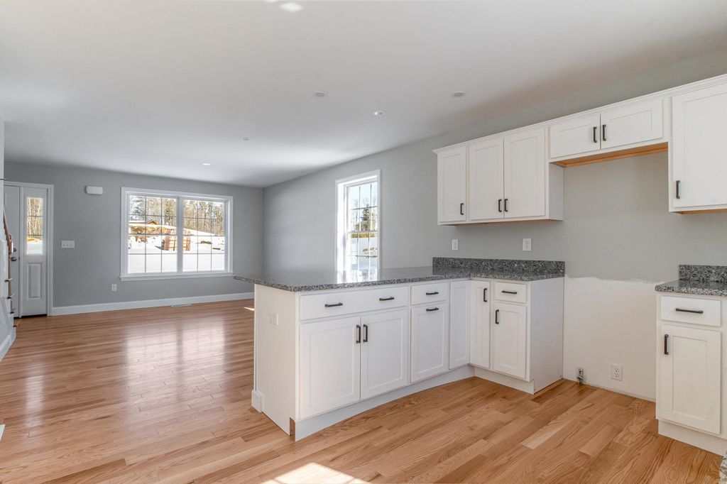 Photo of 5 Violette Drive #2, Epping, NH 03042 (MLS # 5078225)