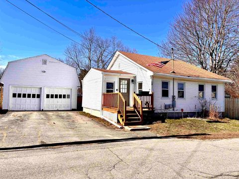 12 Lawn Avenue Rochester NH 03867