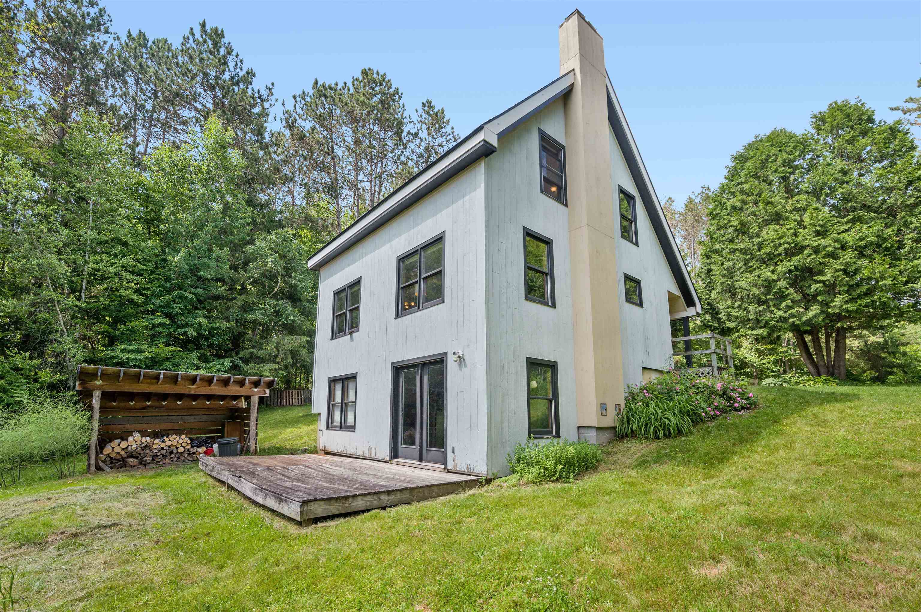 Johnson, Vermont 05656, United States, 3 Bedrooms Bedrooms, ,2 BathroomsBathrooms,Residential,Pending,160602