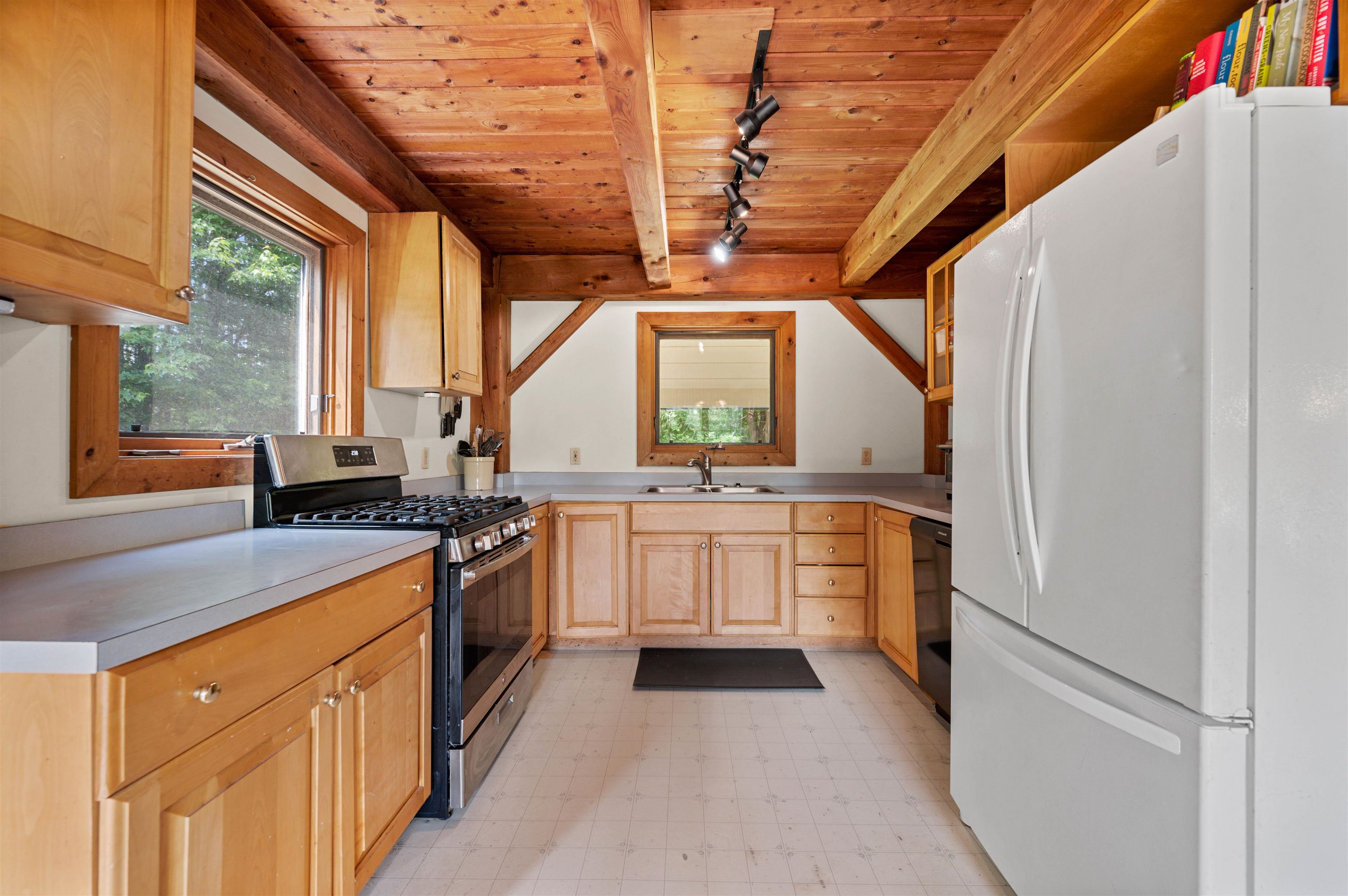 Johnson, Vermont 05656, United States, 3 Bedrooms Bedrooms, ,2 BathroomsBathrooms,Residential,Pending,160602