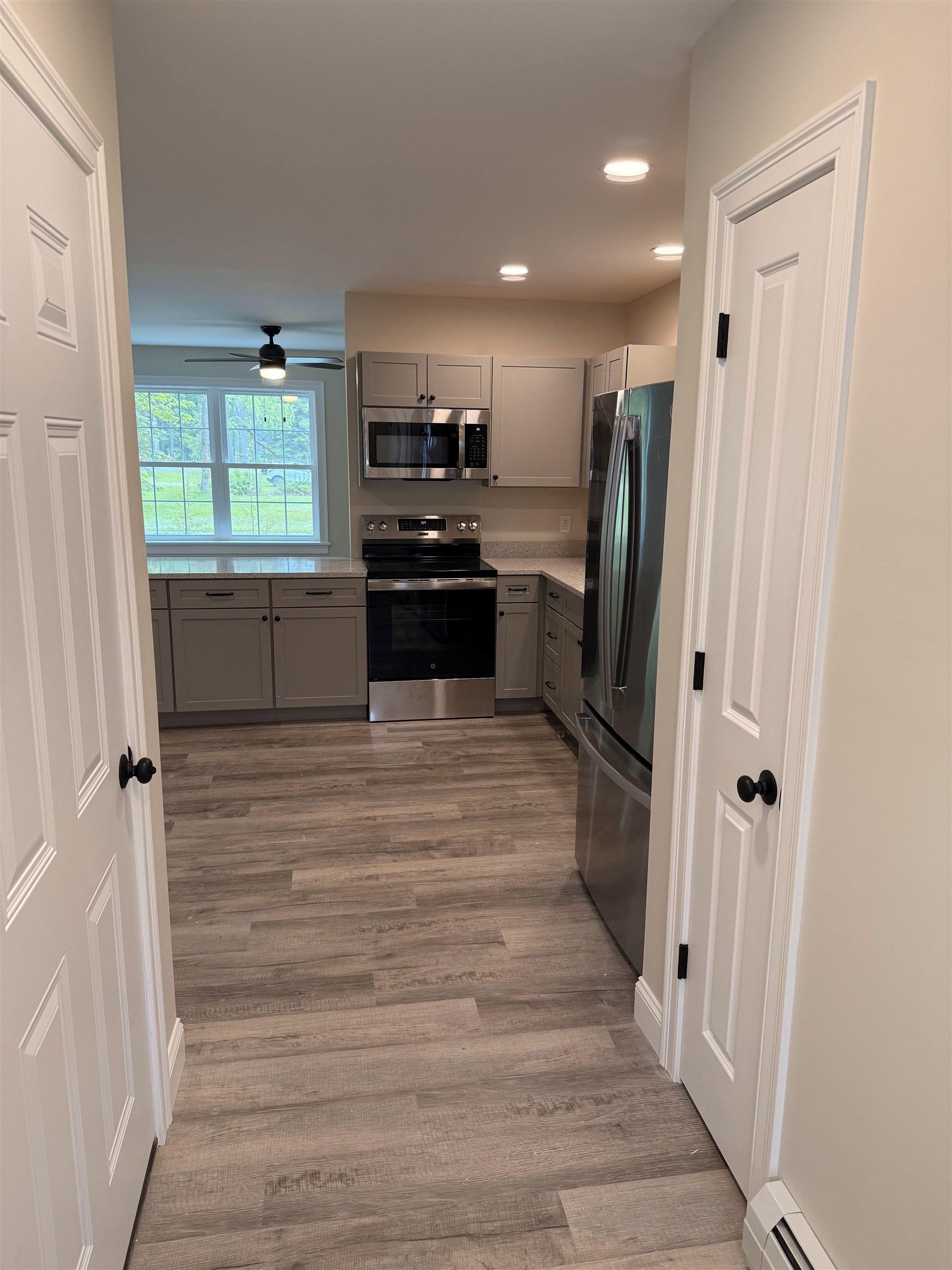 7 Willys Lane 102