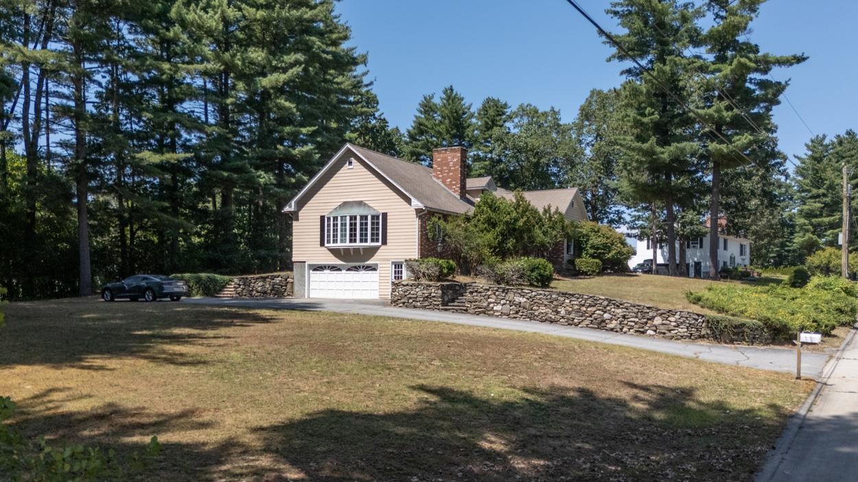 6 Falcon Drive