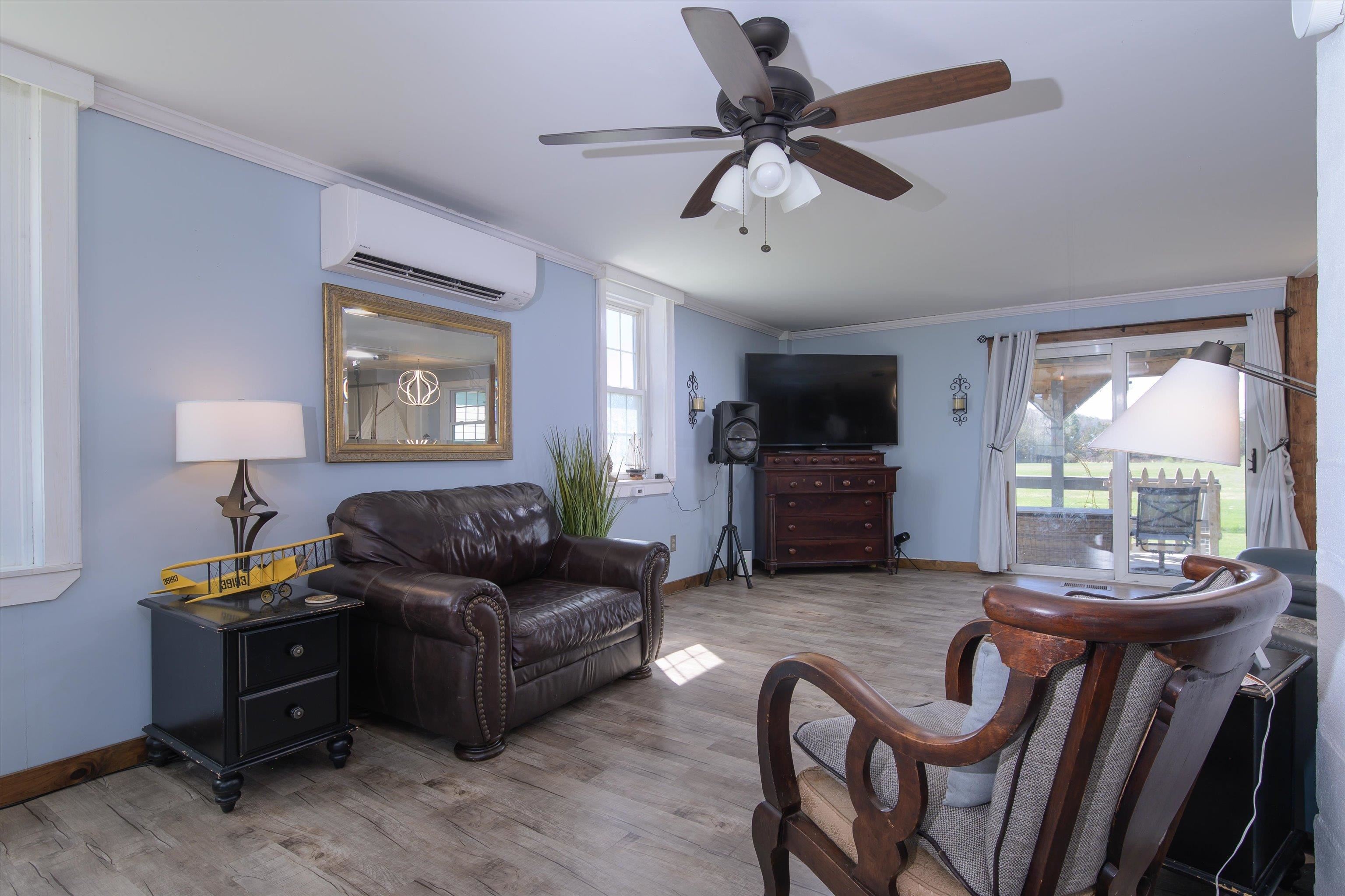 2091 North Lake Road