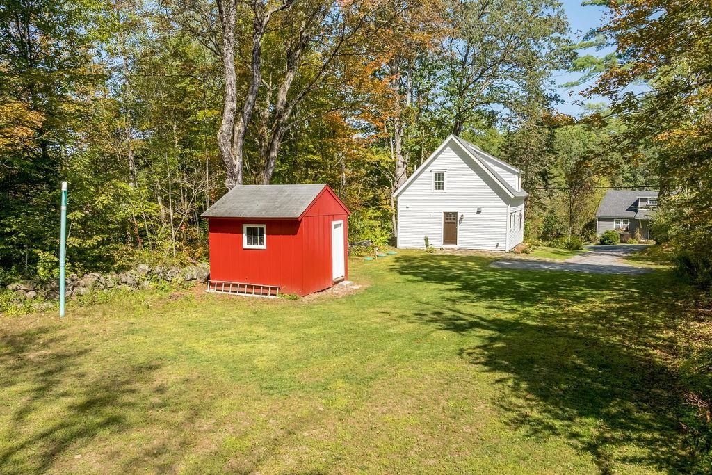 Photo of 55 Water Street, Bradford, NH 03221 (MLS # 5061155)
