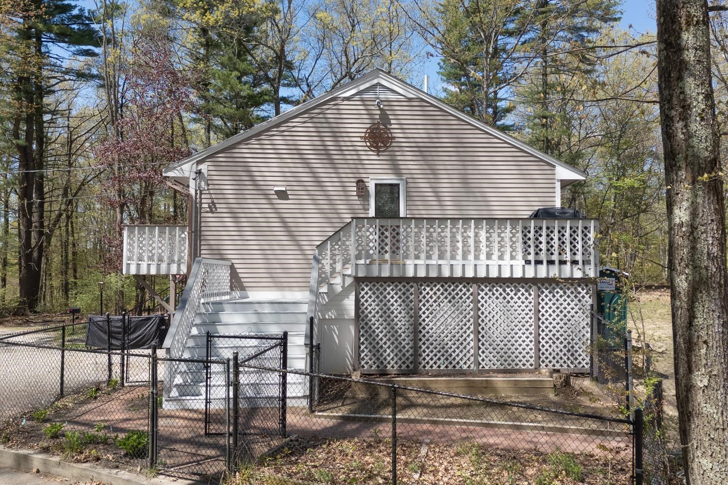 6 Maple Street